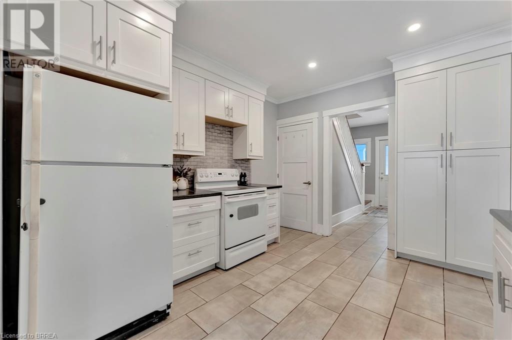 28 Willow Street, Paris, Ontario N3L 2K6 - Photo 16 - 40725205