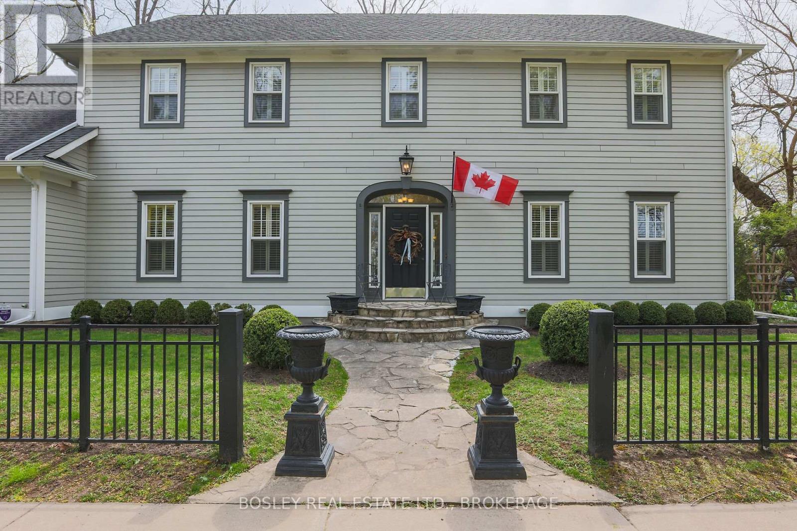 Property at 284 KING STREET image 2