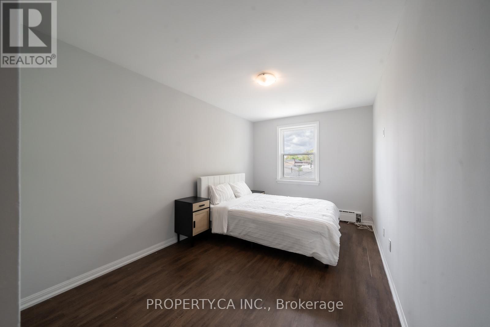 3 - 958 Jane Street, Toronto, Ontario  M6N 4C9 - Photo 12 - W12126872