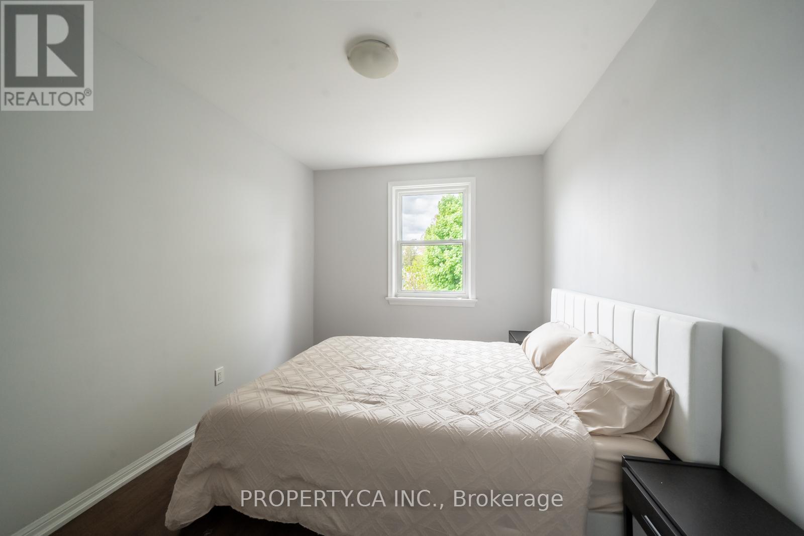3 - 958 Jane Street, Toronto, Ontario  M6N 4C9 - Photo 14 - W12126872