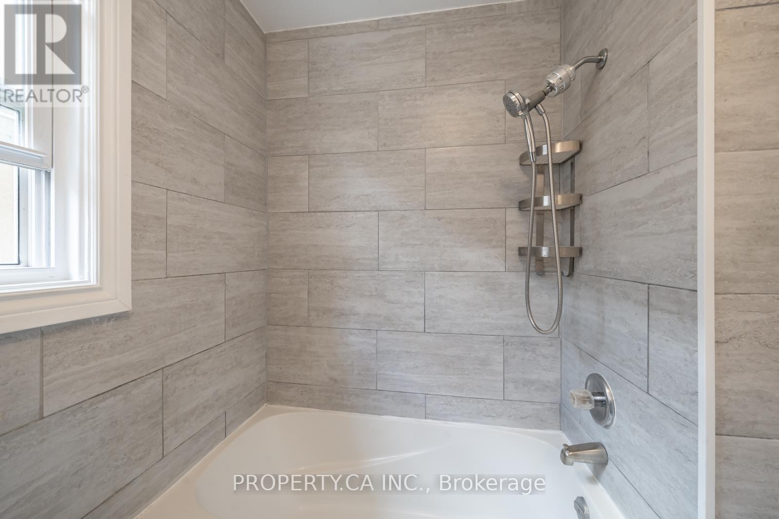 3 - 958 Jane Street, Toronto, Ontario  M6N 4C9 - Photo 16 - W12126872