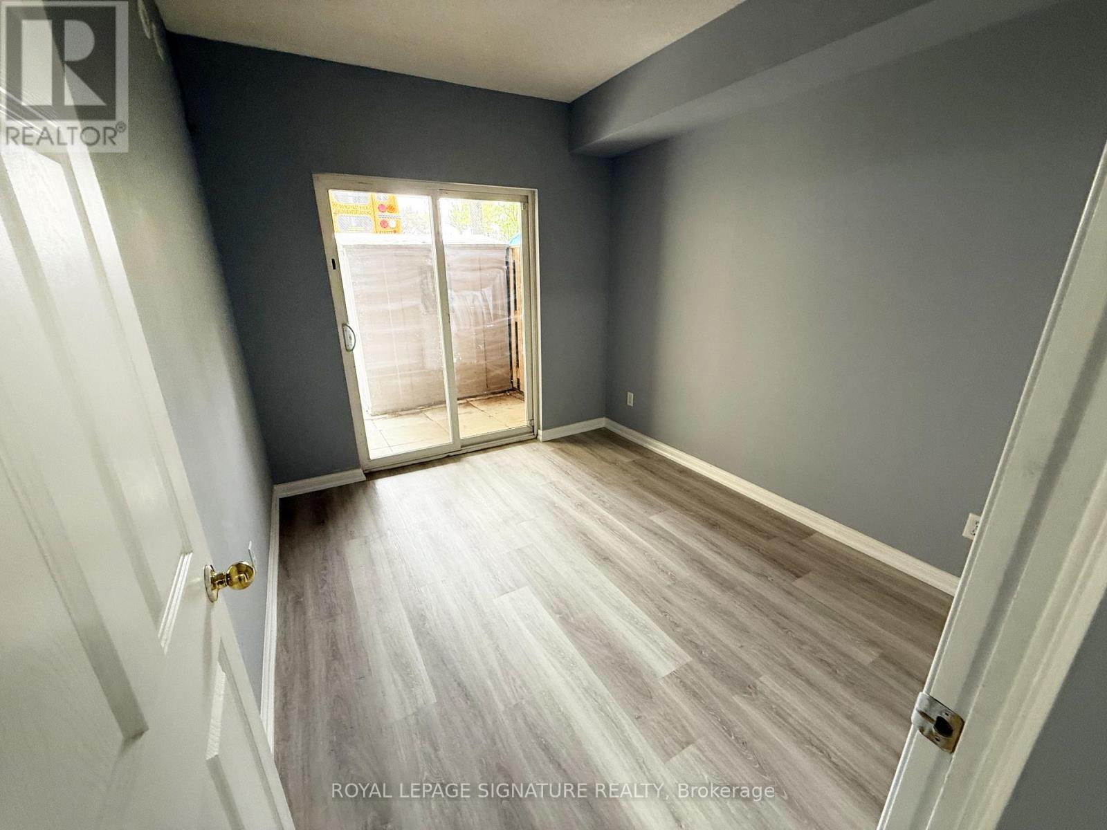 1030 - 3045 Finch Avenue W, Toronto, Ontario  M9M 0A5 - Photo 8 - W12126891