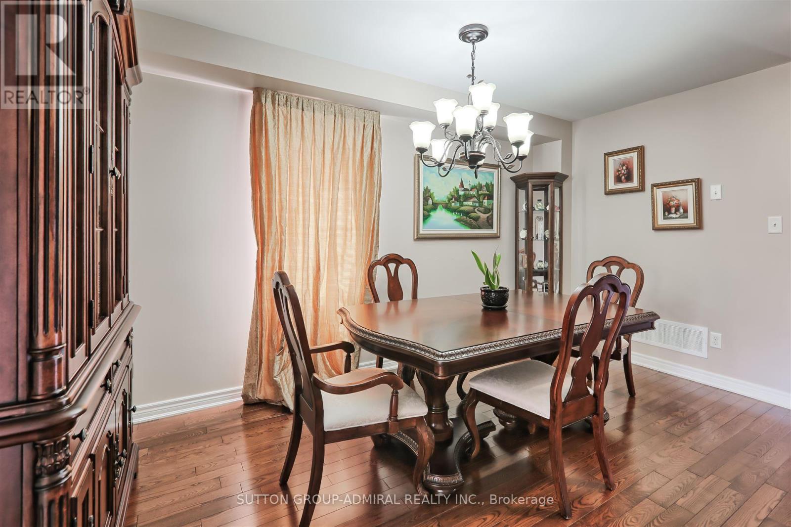 23a Yarrow Road, Toronto, Ontario  M6M 4E2 - Photo 12 - W12126911