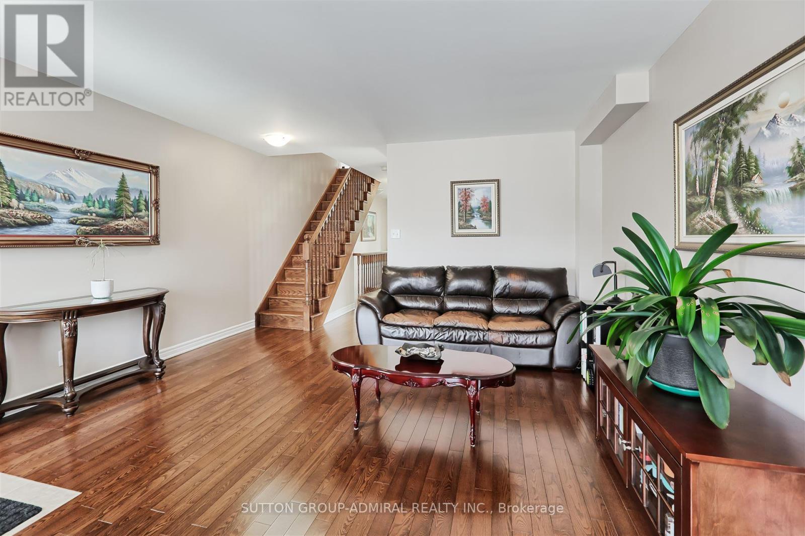 23a Yarrow Road, Toronto, Ontario  M6M 4E2 - Photo 3 - W12126911
