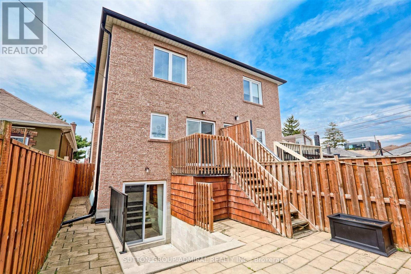 23a Yarrow Road, Toronto, Ontario  M6M 4E2 - Photo 33 - W12126911