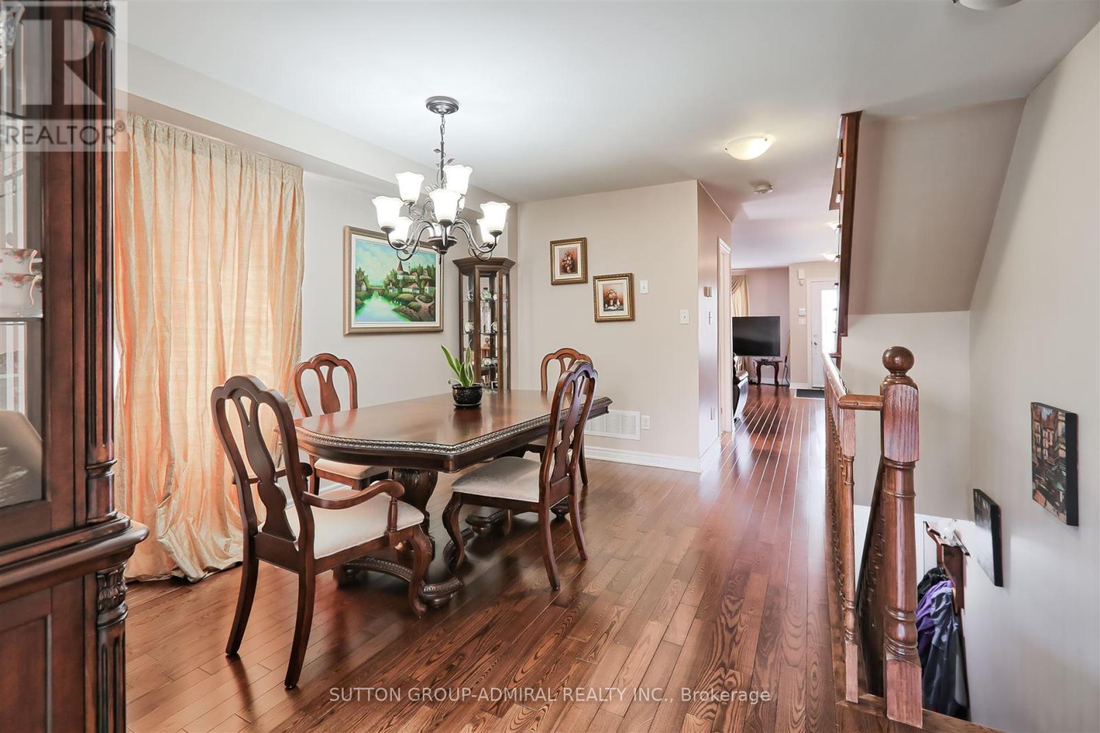 23a Yarrow Road, Toronto, Ontario  M6M 4E2 - Photo 5 - W12126911