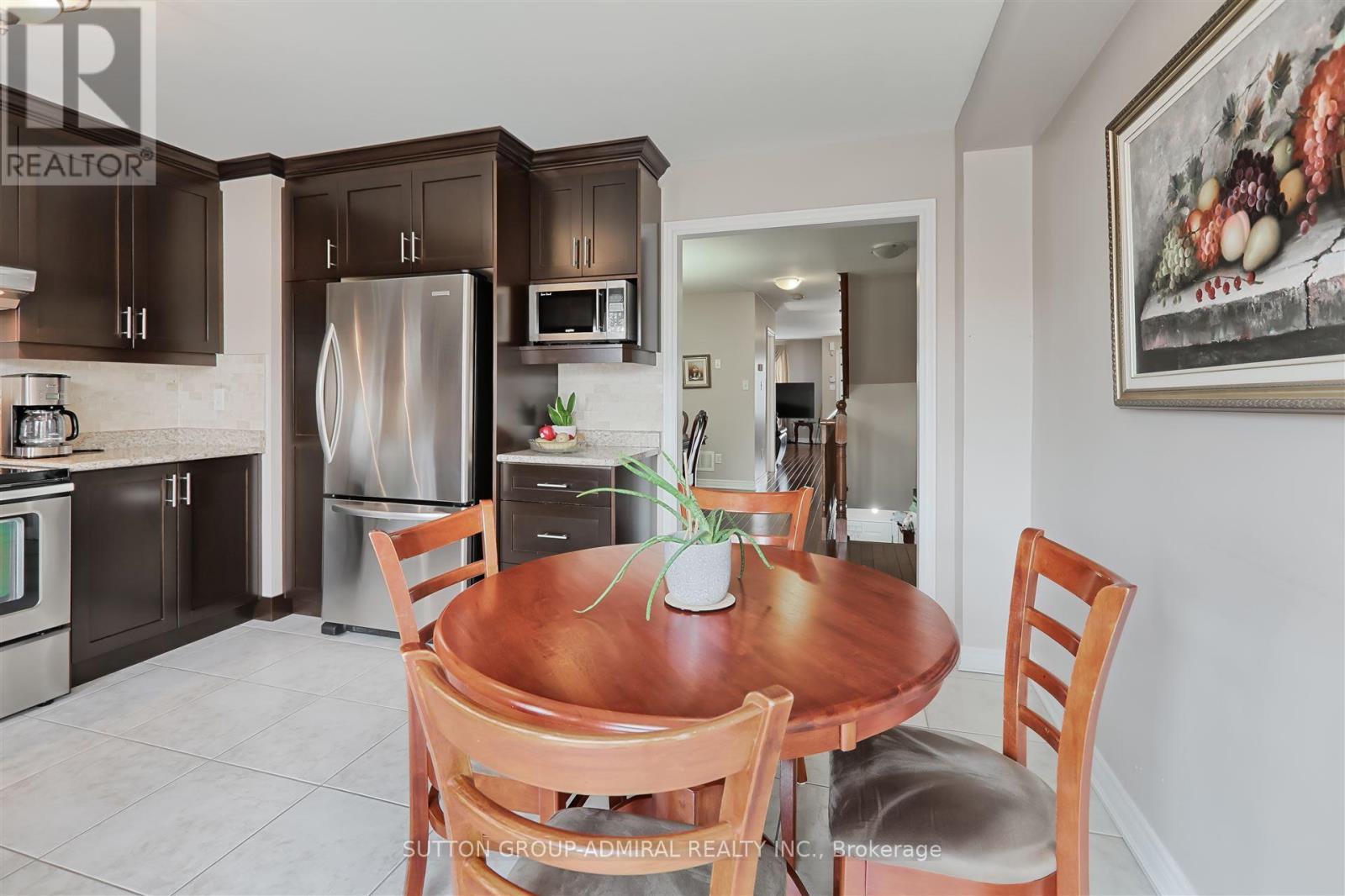 23a Yarrow Road, Toronto, Ontario  M6M 4E2 - Photo 8 - W12126911