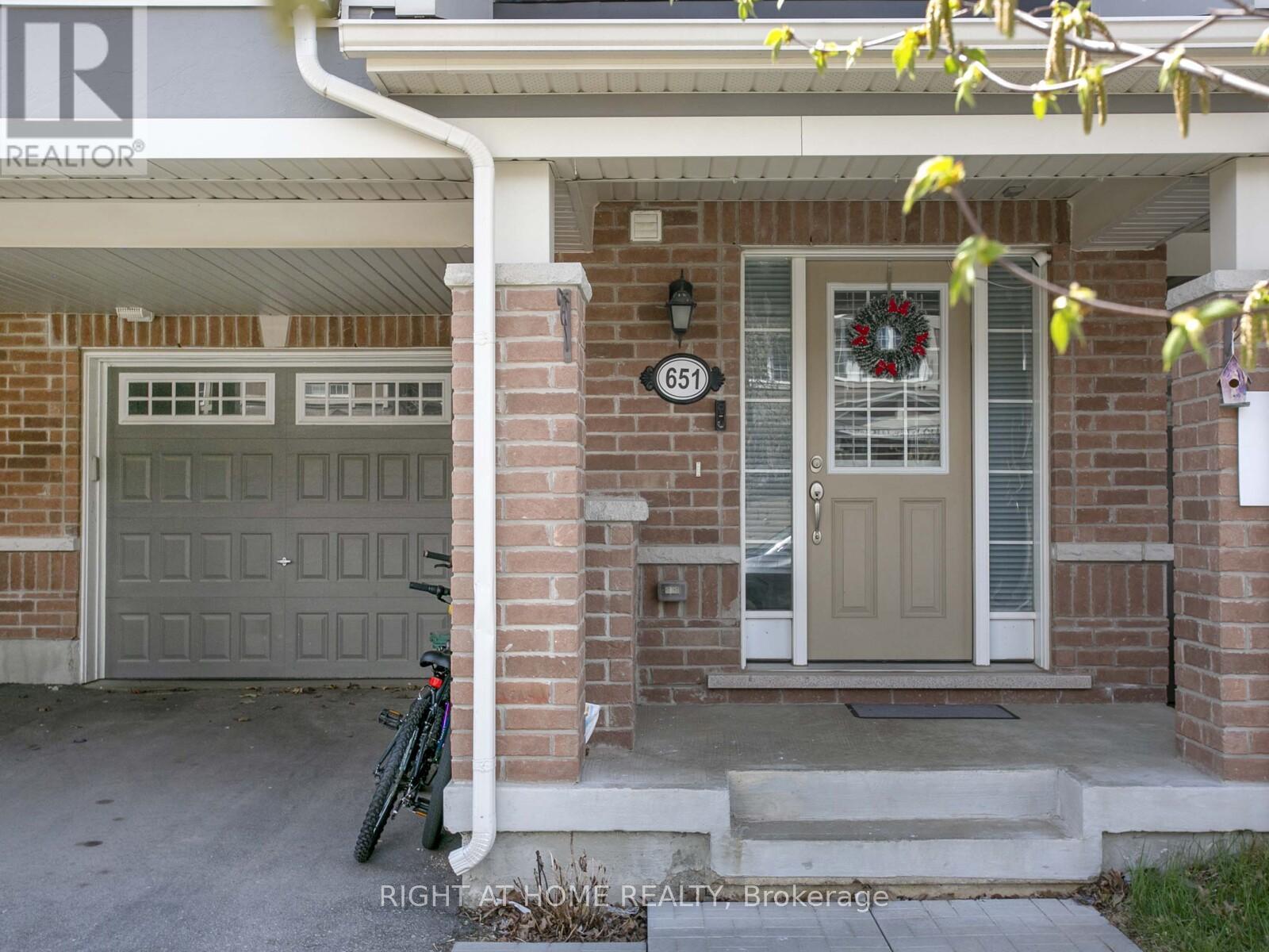 Property at 651 LAKING TERRACE image 3