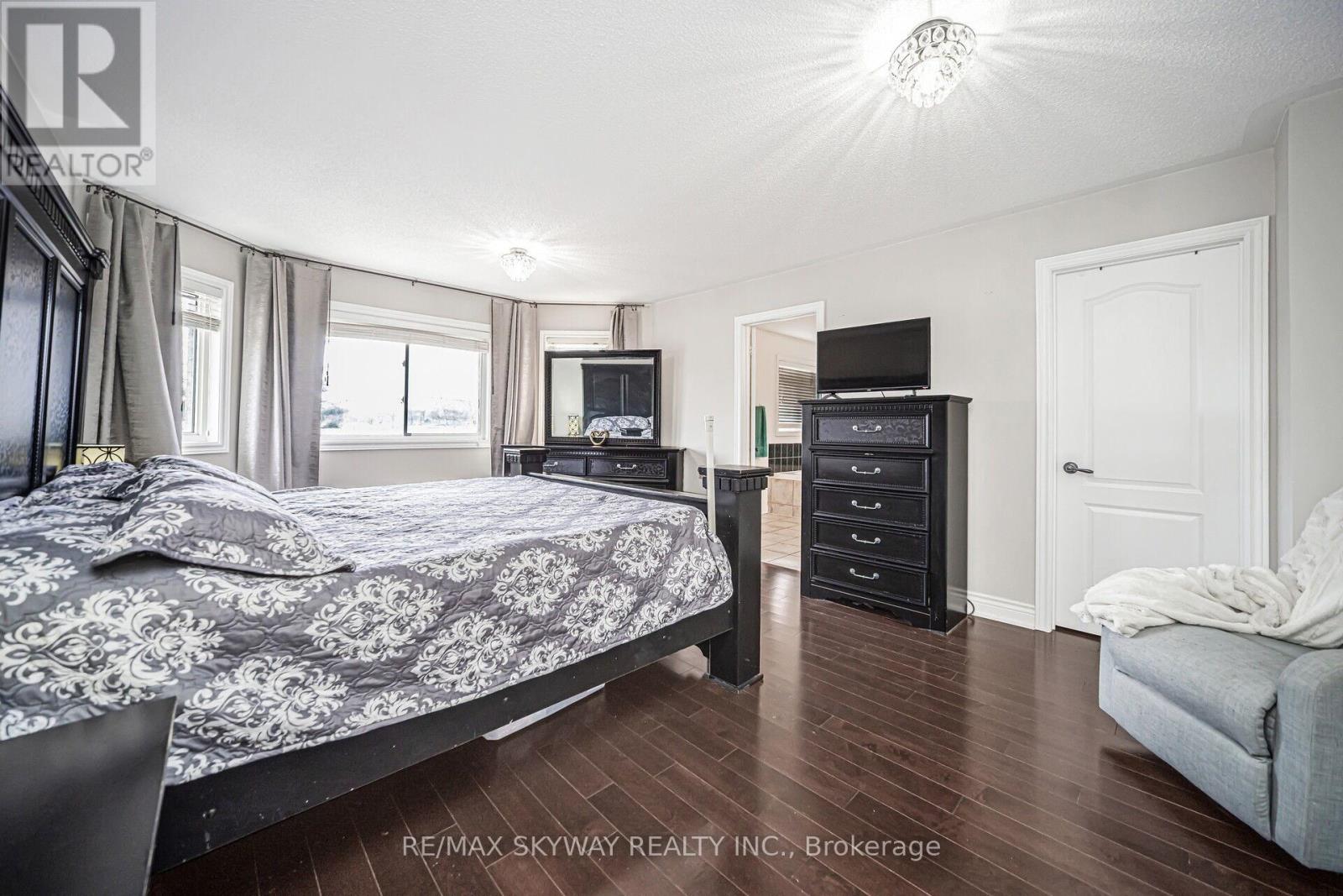 22 Callaghan Crescent, Halton Hills, Ontario  L7G 6A5 - Photo 26 - W12126924