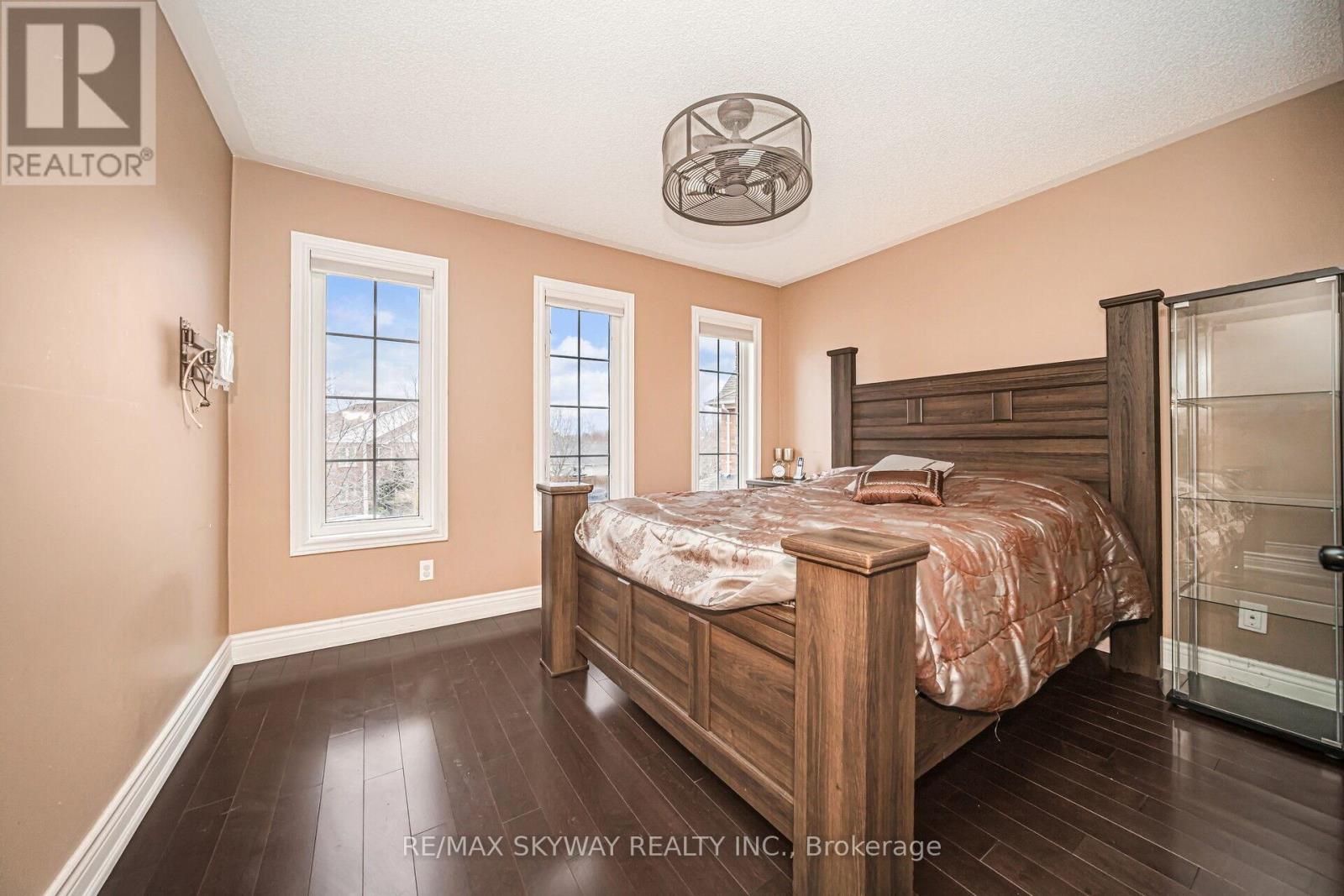 22 Callaghan Crescent, Halton Hills, Ontario  L7G 6A5 - Photo 32 - W12126924