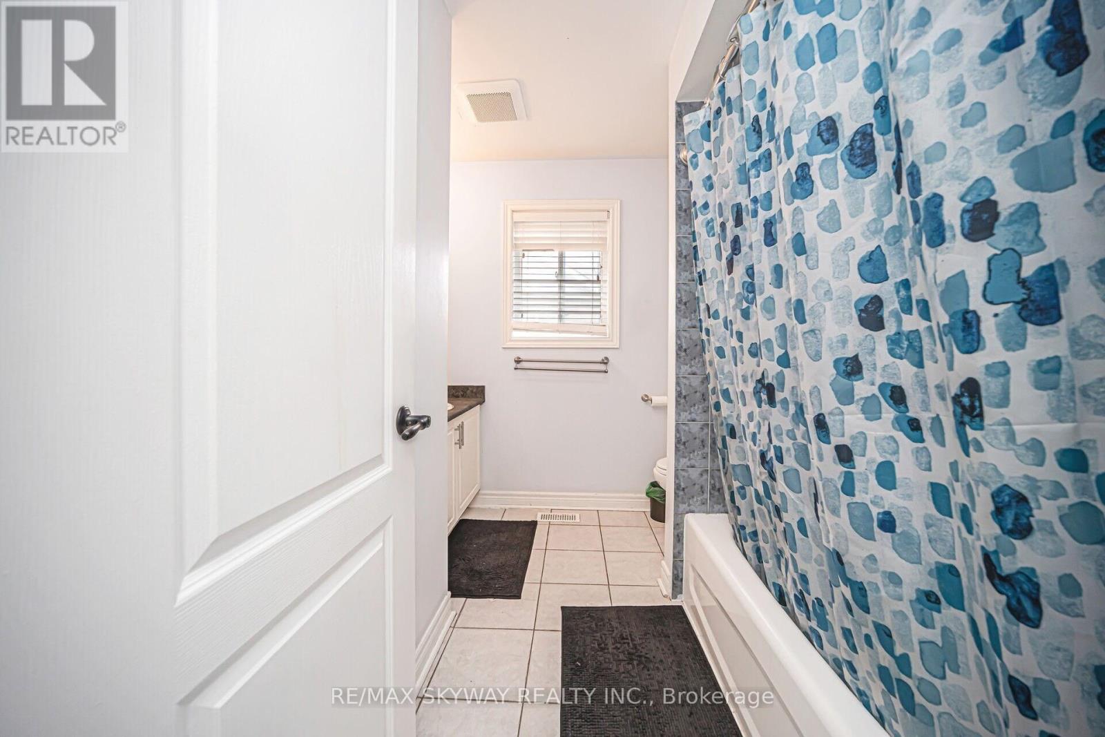 22 Callaghan Crescent, Halton Hills, Ontario  L7G 6A5 - Photo 37 - W12126924