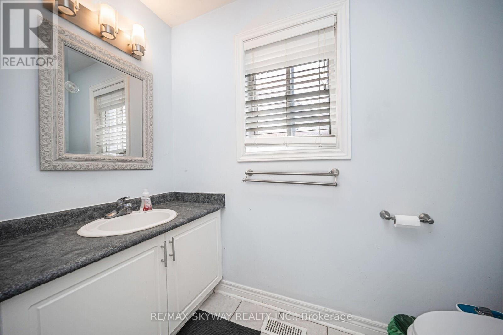 22 Callaghan Crescent, Halton Hills, Ontario  L7G 6A5 - Photo 38 - W12126924