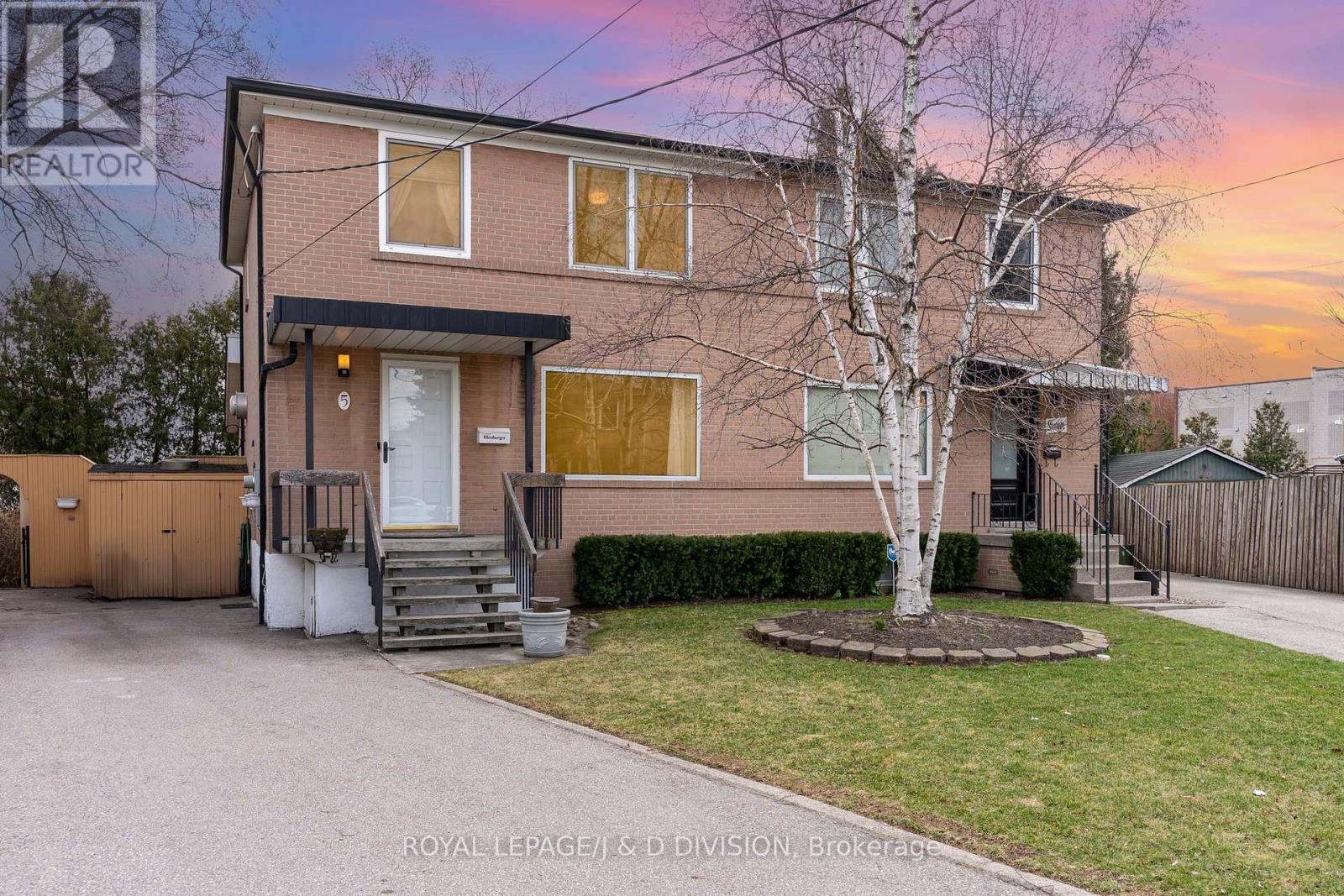 5 Gailmort Place, Toronto, Ontario  M6N 1Z9 - Photo 35 - W12126930