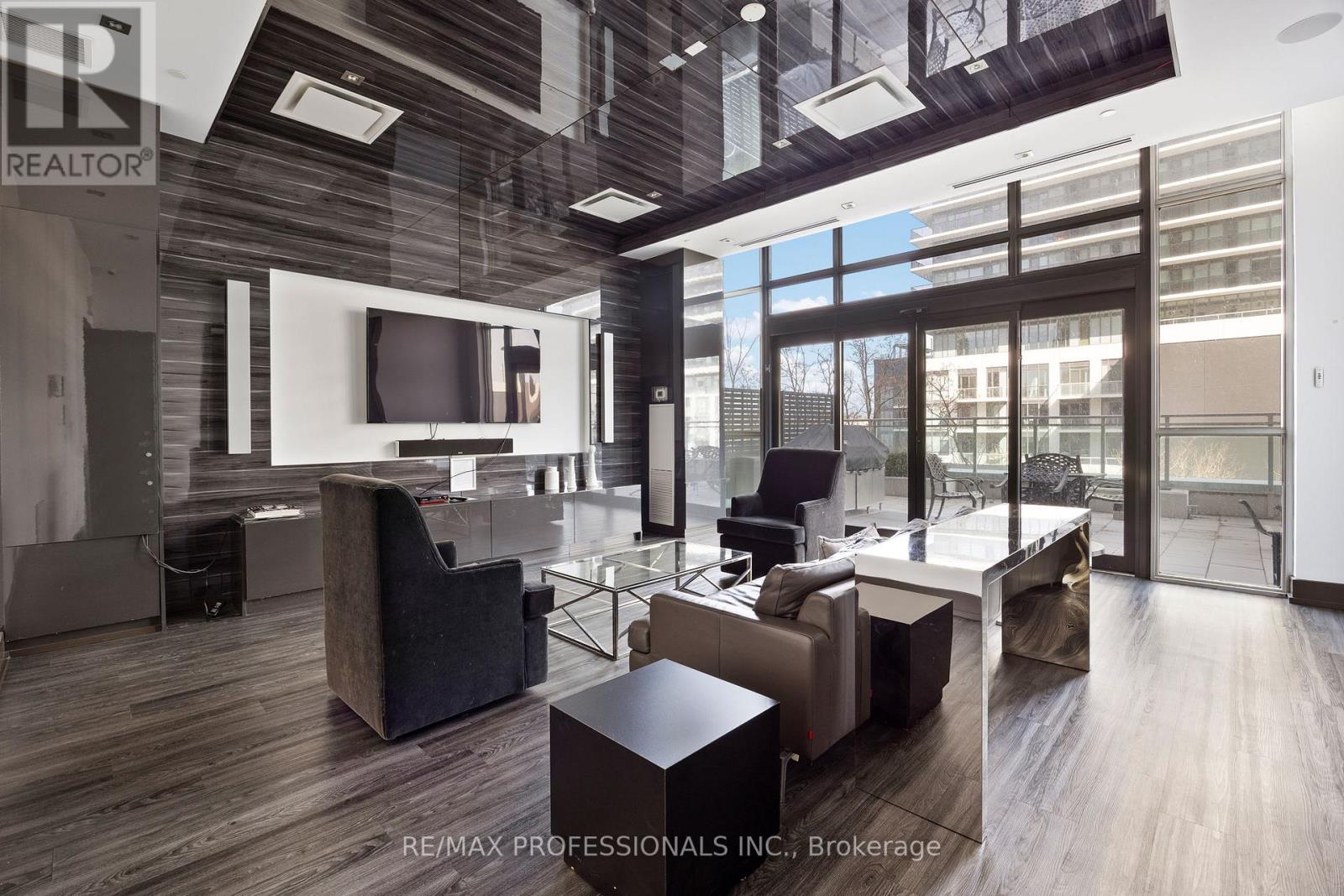 Lph3501 - 33 Shore Breeze Drive, Toronto, Ontario  M8V 0G1 - Photo 31 - W12126931