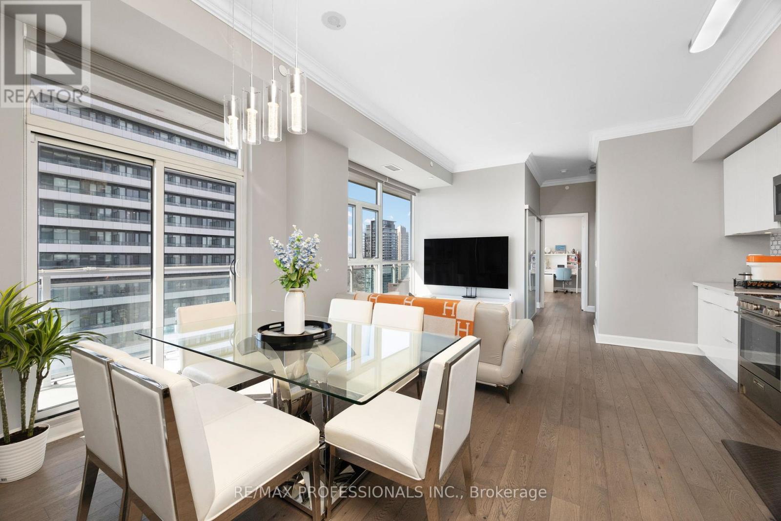 Lph3501 - 33 Shore Breeze Drive, Toronto, Ontario  M8V 0G1 - Photo 4 - W12126931