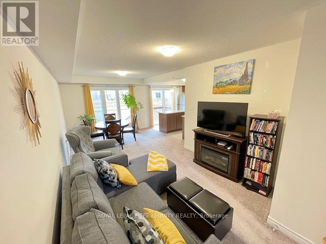 3090 Michelangelo Road, Burlington, Ontario  L7M 0Z6 - Photo 7 - W12126935