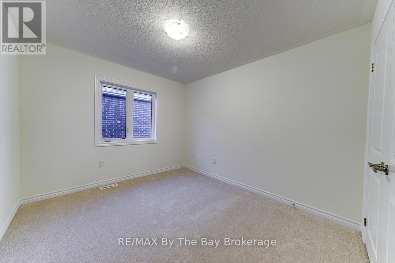 178 Mapleside Drive, Wasaga Beach, Ontario  L9Z 0L4 - Photo 28 - S12126937