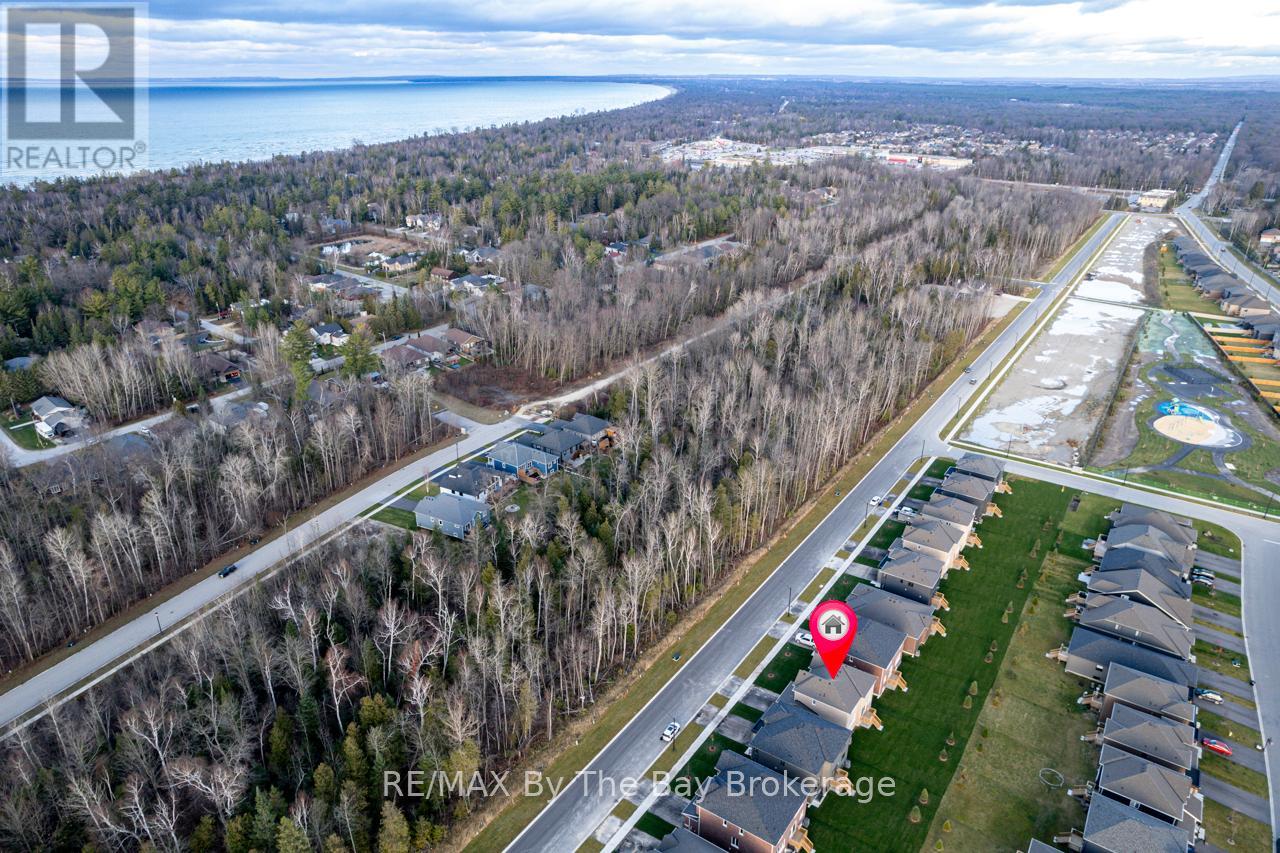178 Mapleside Drive, Wasaga Beach, Ontario  L9Z 0L4 - Photo 39 - S12126937