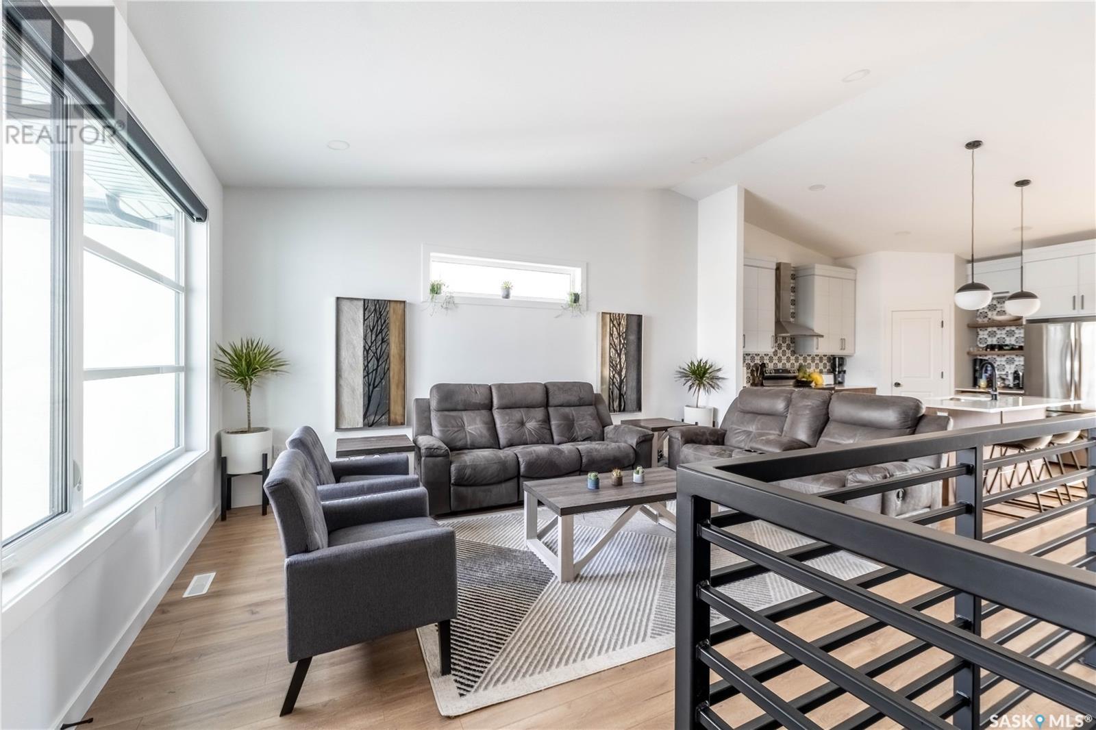 Property at 49 Clunie COURT image 3