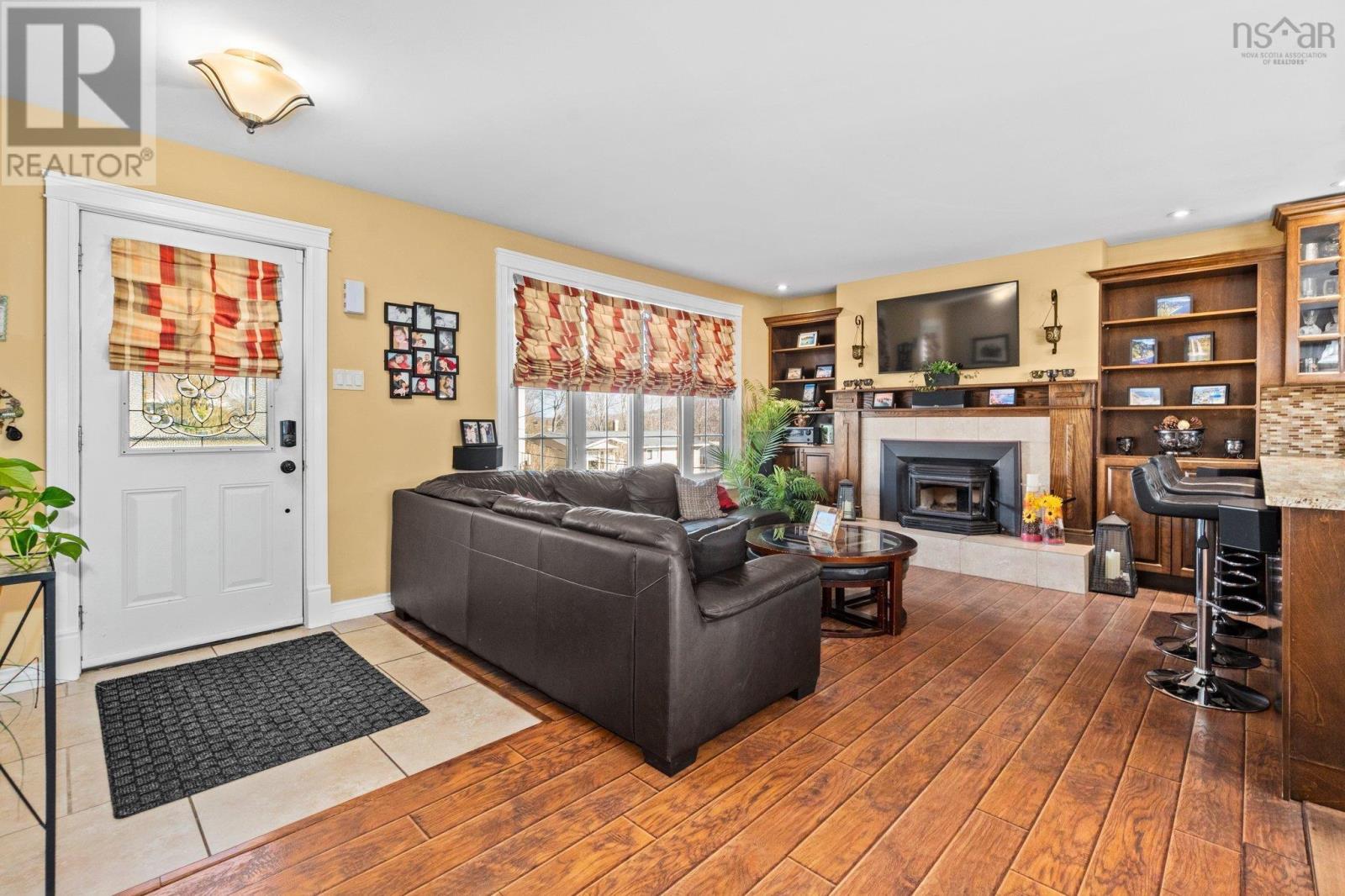 Property at 13 Avery Avenue image 5