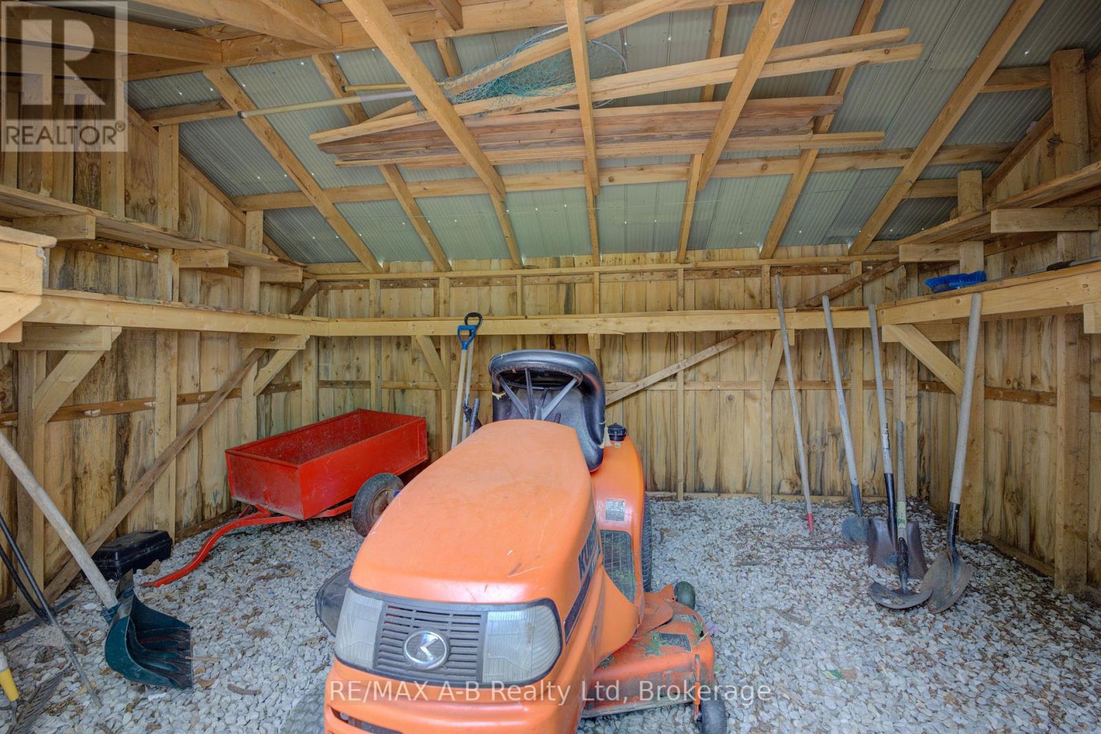 73187 Perth Road 183 Road, Huron East, Ontario  N0M 2E0 - Photo 34 - X12127079