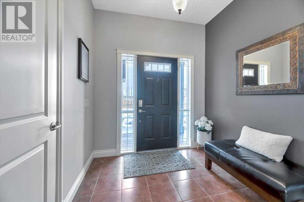 Property at 231 Railway Close SE image 3
