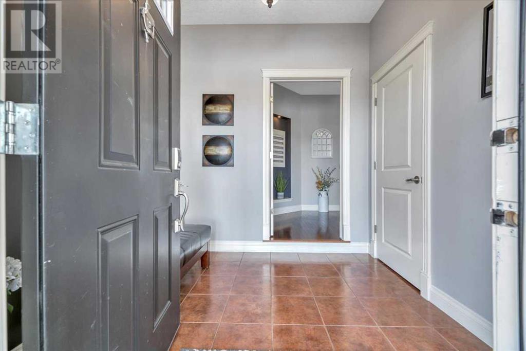 Property at 231 Railway Close SE image 4
