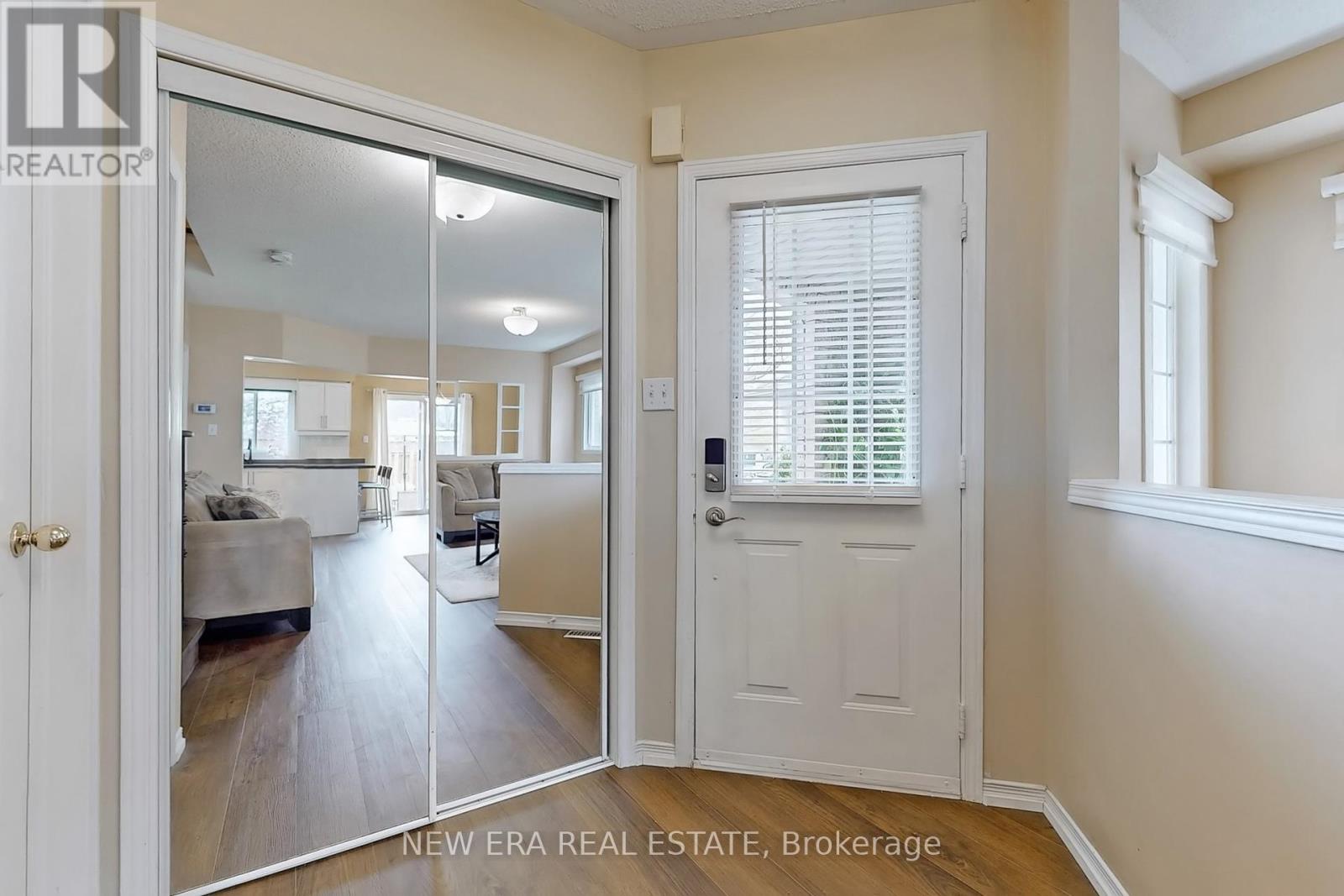 1383 Brookstar Drive, Oakville, Ontario  L6M 3W2 - Photo 18 - W12124413