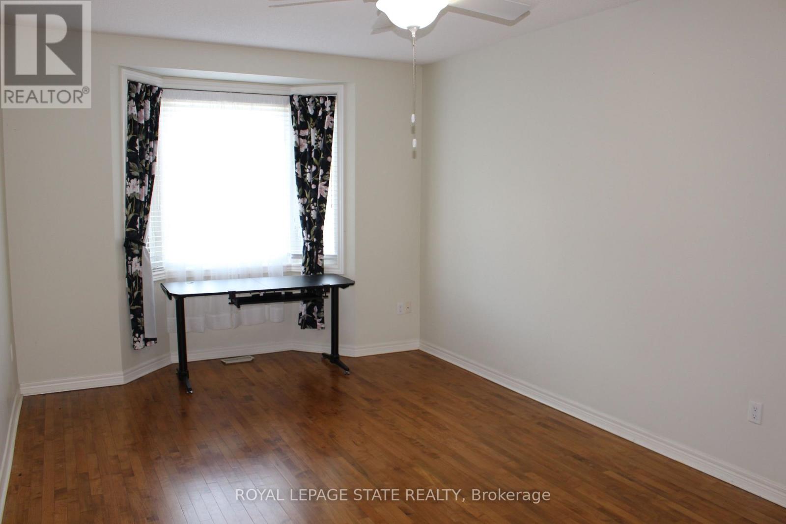 97 Sandollar Drive, Hamilton, Ontario  L0R 1W0 - Photo 10 - X12126838