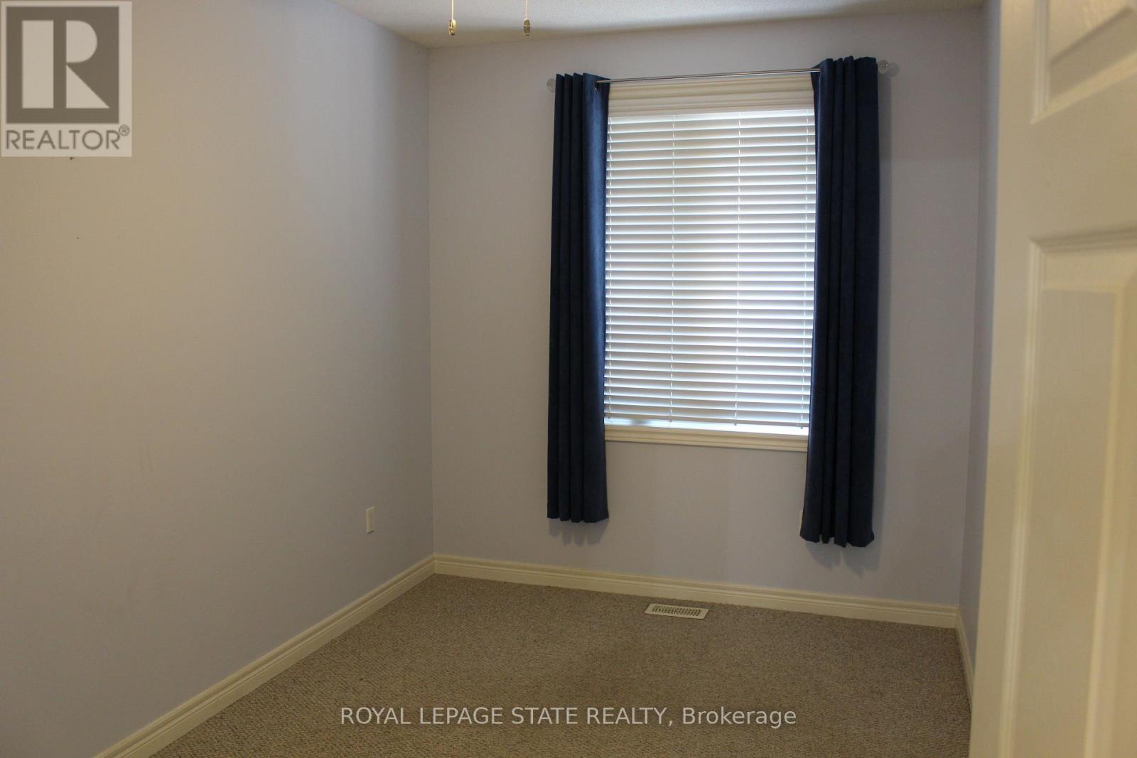 97 Sandollar Drive, Hamilton, Ontario  L0R 1W0 - Photo 4 - X12126838