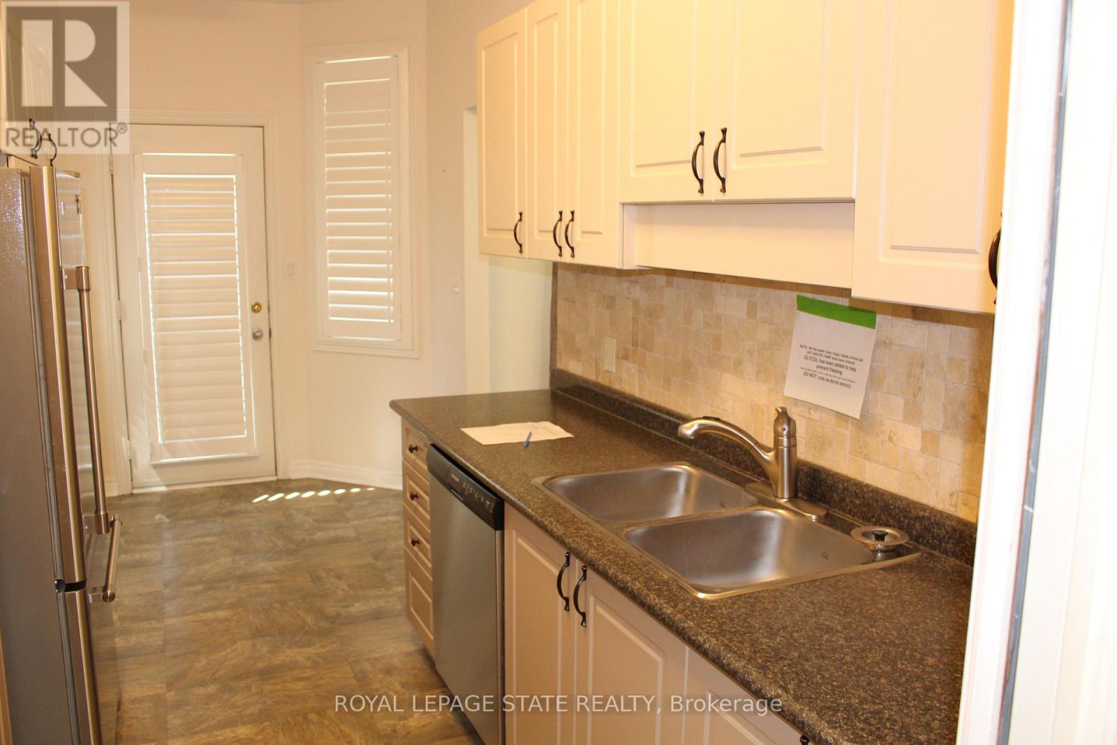 97 Sandollar Drive, Hamilton, Ontario  L0R 1W0 - Photo 7 - X12126838