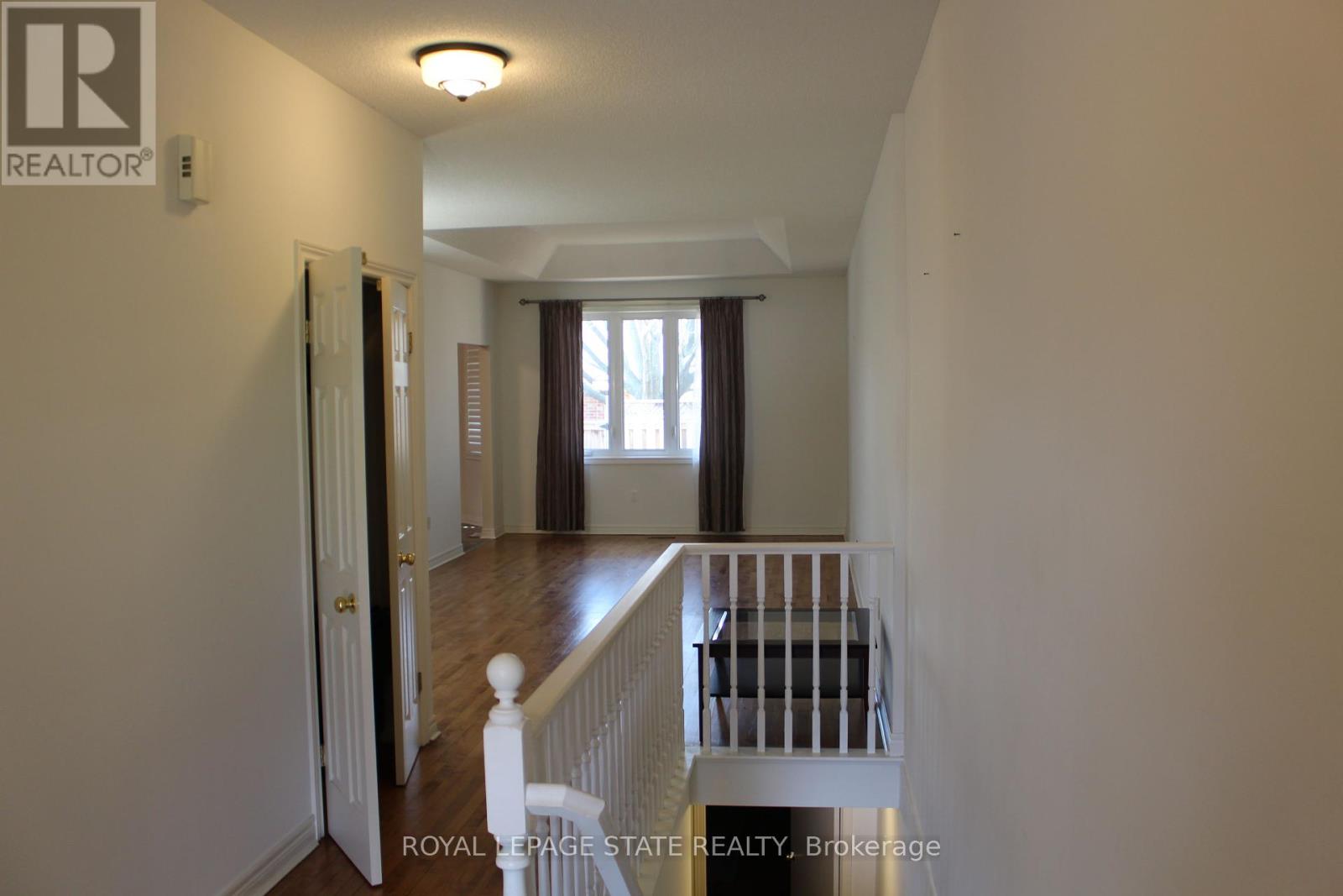 97 Sandollar Drive, Hamilton, Ontario  L0R 1W0 - Photo 9 - X12126838