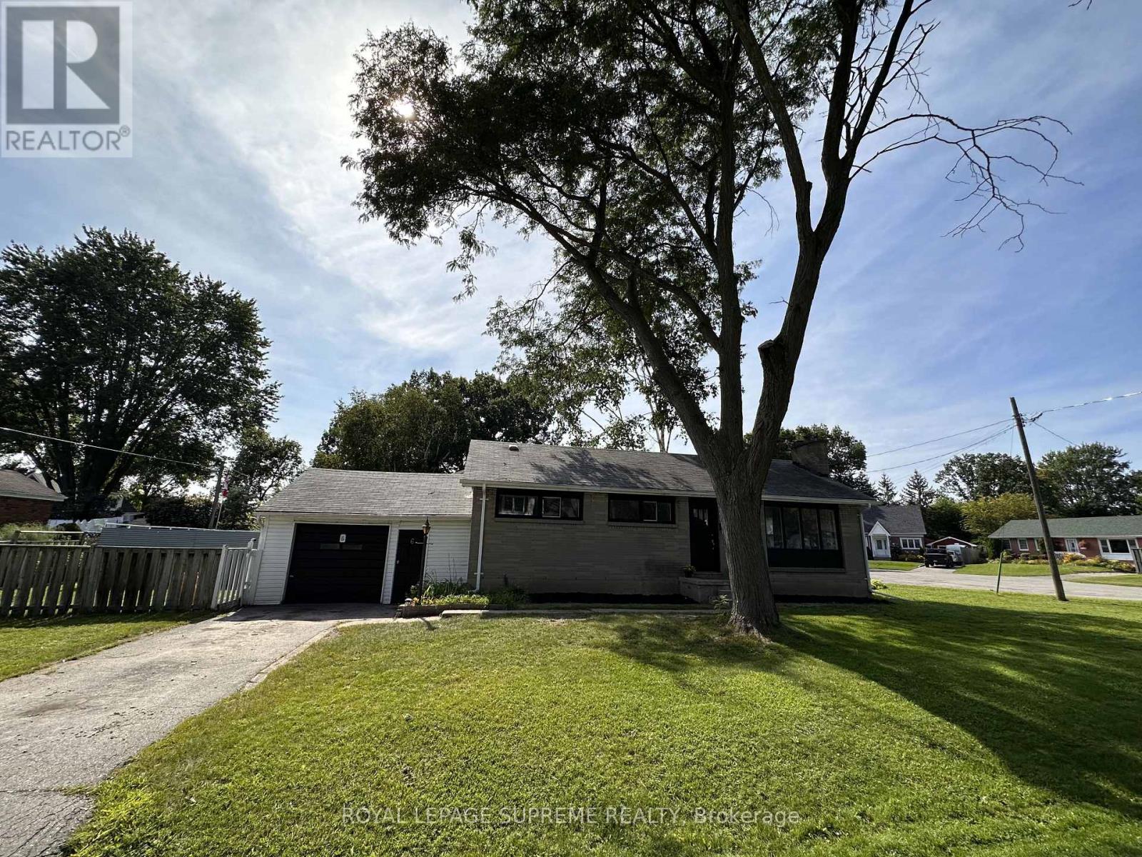 6 Woodland Acres, Belleville, Ontario  K8N 4K1 - Photo 2 - X12126909