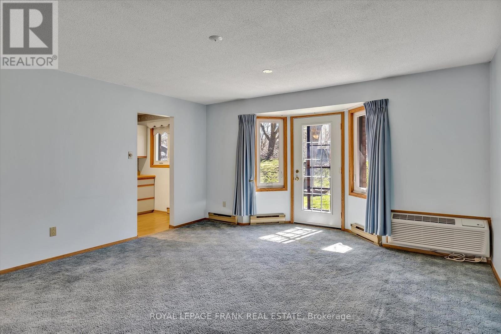 8 - 645 Whitaker Street, Peterborough East, Ontario  K9H 7L5 - Photo 15 - X12116714