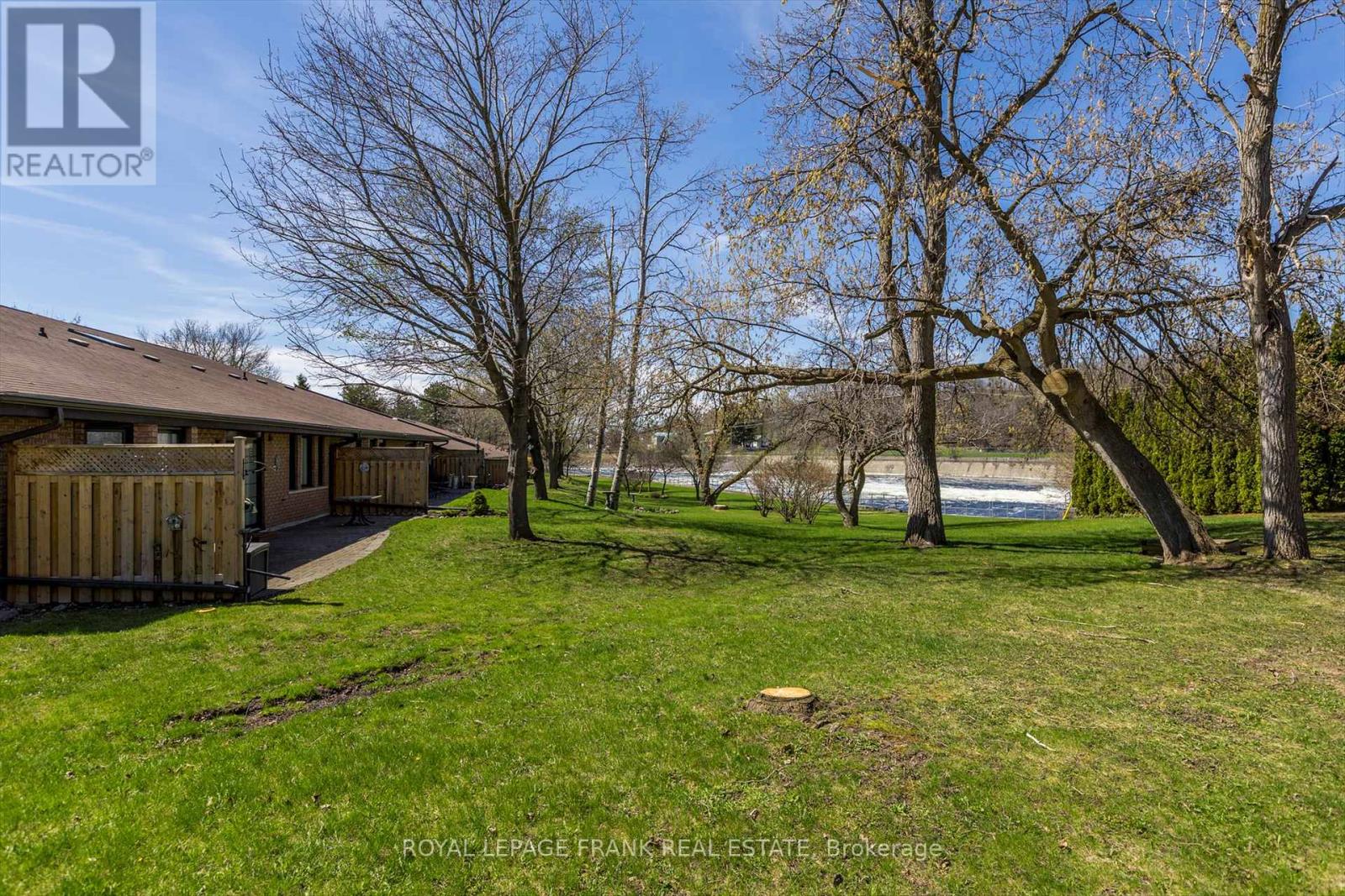 8 - 645 Whitaker Street, Peterborough East, Ontario  K9H 7L5 - Photo 34 - X12116714