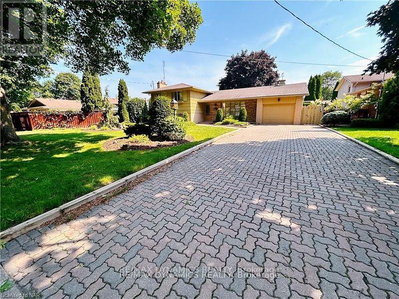 32 Mississauga Road, St. Catharines, Ontario  L2N 2K4 - Photo 2 - X12127162