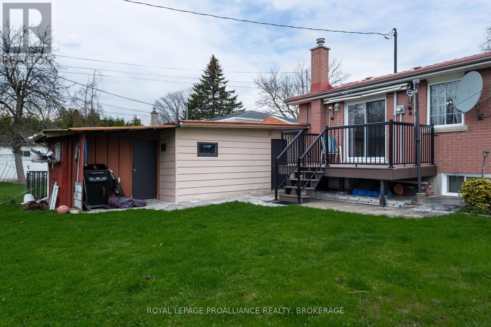 56 Campbell Crescent, Kingston, Ontario  K7M 1Z5 - Photo 38 - X12127197
