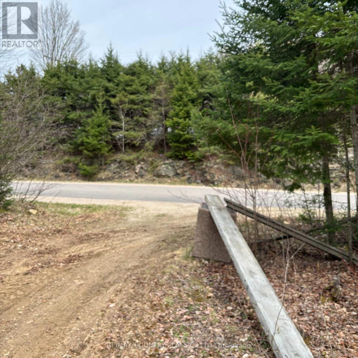2725 Musclow-Greenview Road, Hastings Highlands, Ontario  K0L 1C0 - Photo 1 - X12127282