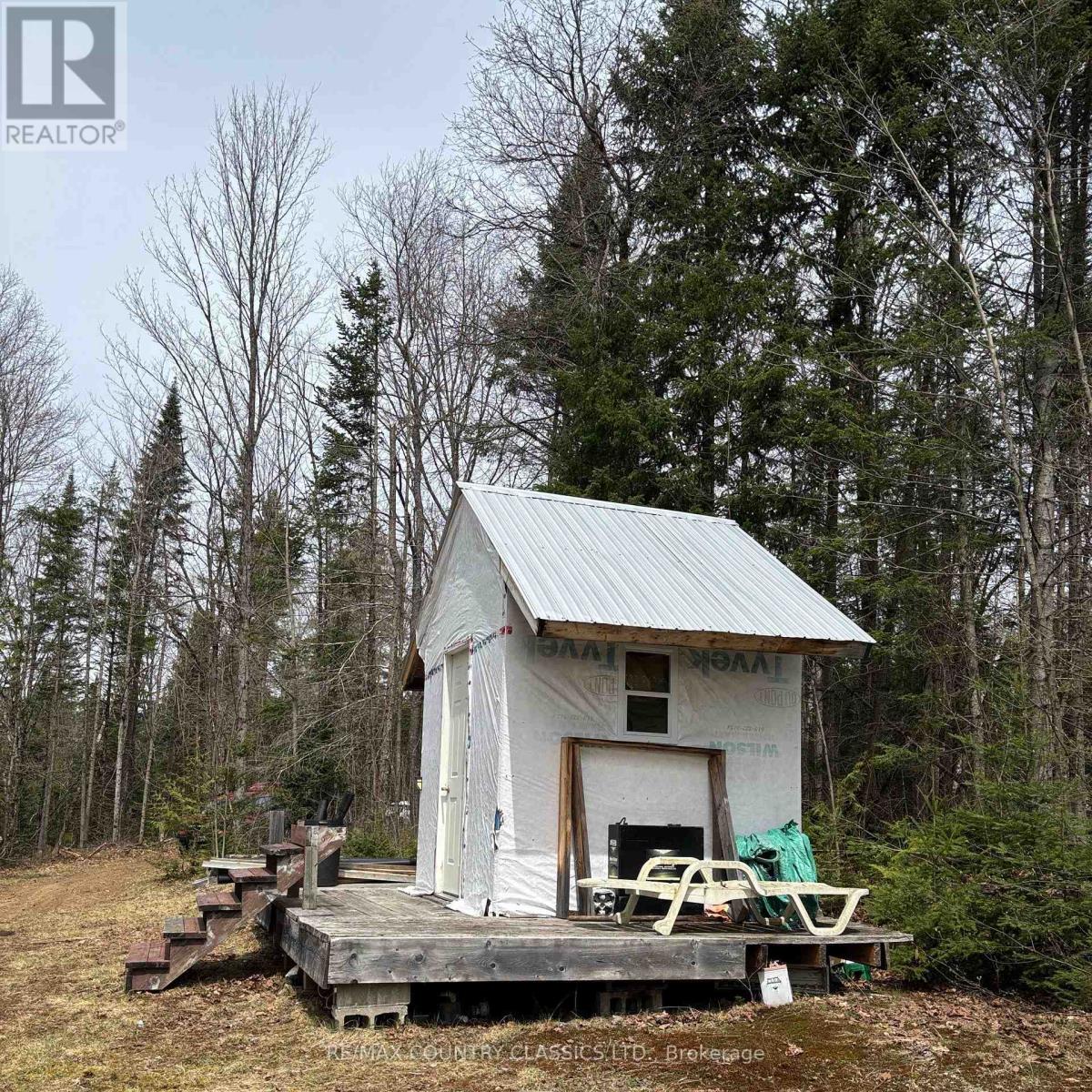 2725 Musclow-Greenview Road, Hastings Highlands, Ontario  K0L 1C0 - Photo 8 - X12127282