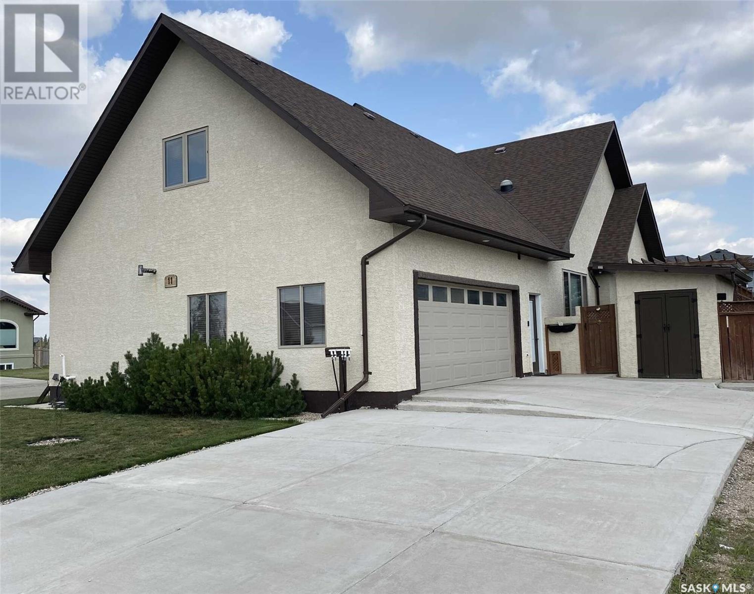 11 Robertson Road, Lanigan, Saskatchewan  S0K 2M0 - Photo 2 - SK993911
