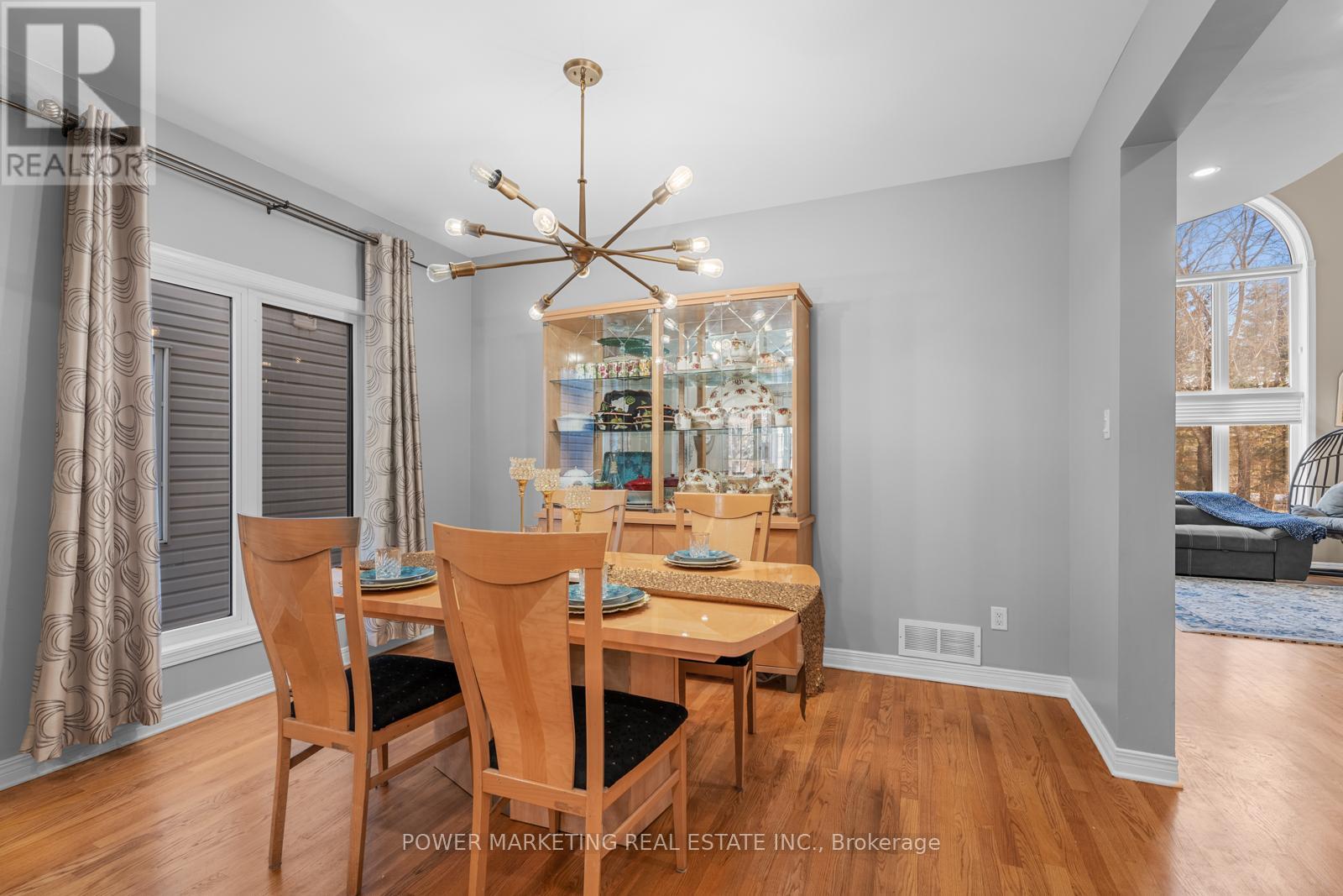 143 Borealis Crescent, Ottawa, Ontario  K1K 4T9 - Photo 11 - X12127170