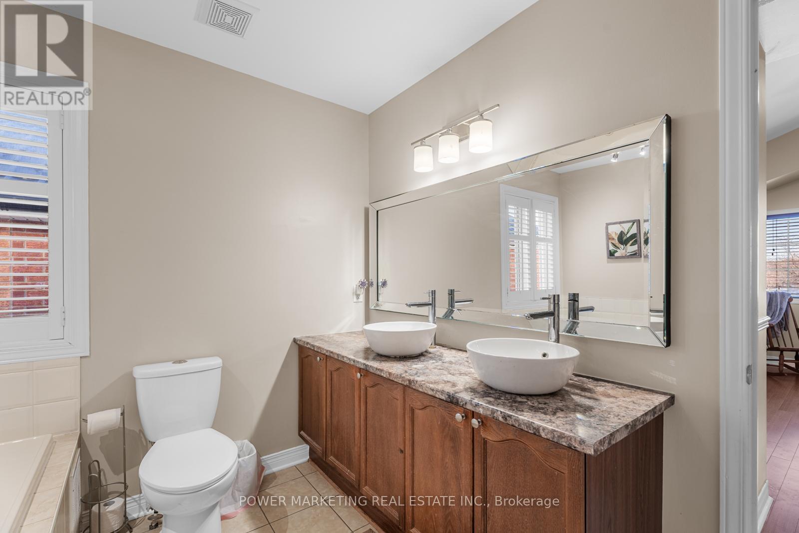 143 Borealis Crescent, Ottawa, Ontario  K1K 4T9 - Photo 35 - X12127170