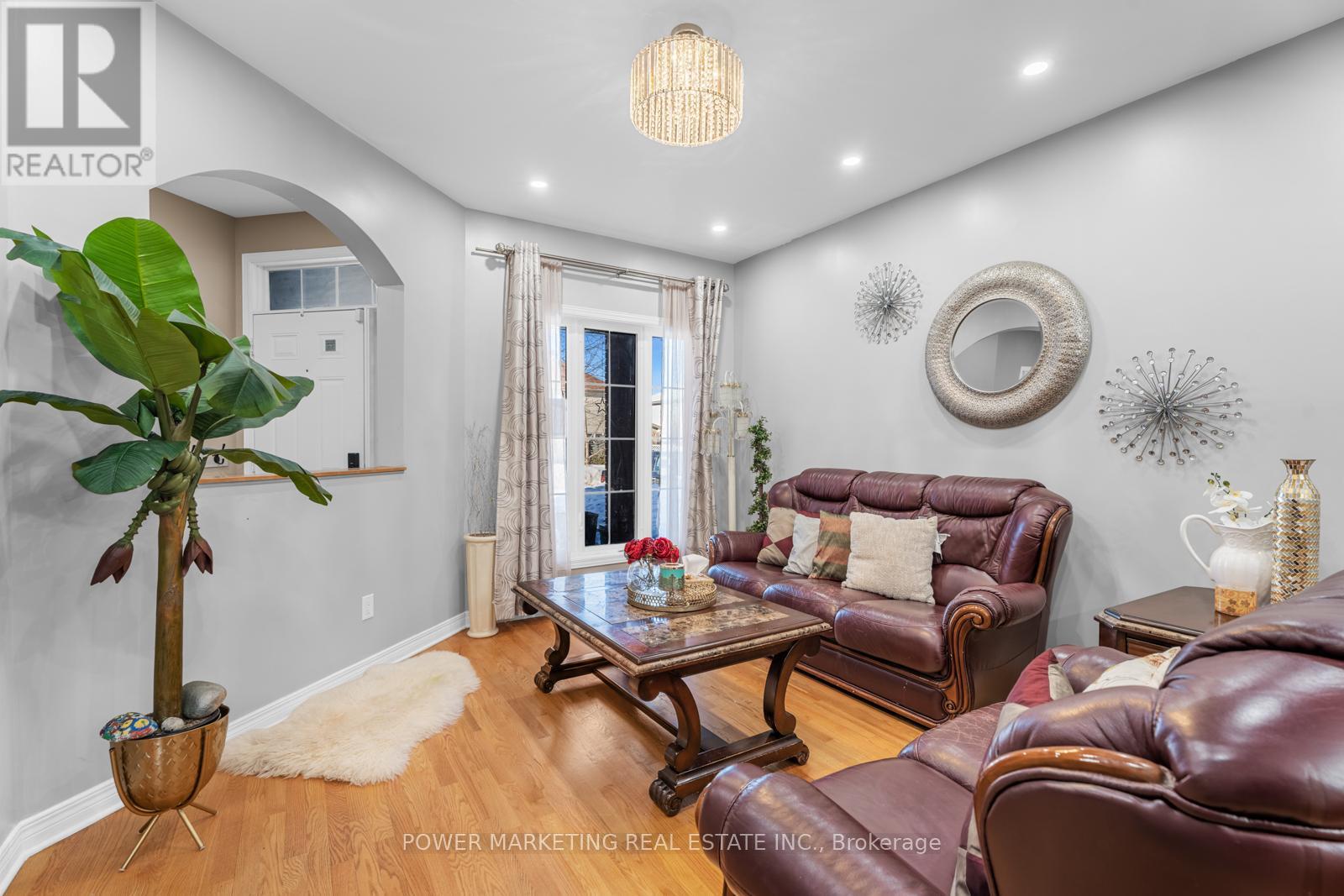 143 Borealis Crescent, Ottawa, Ontario  K1K 4T9 - Photo 9 - X12127170