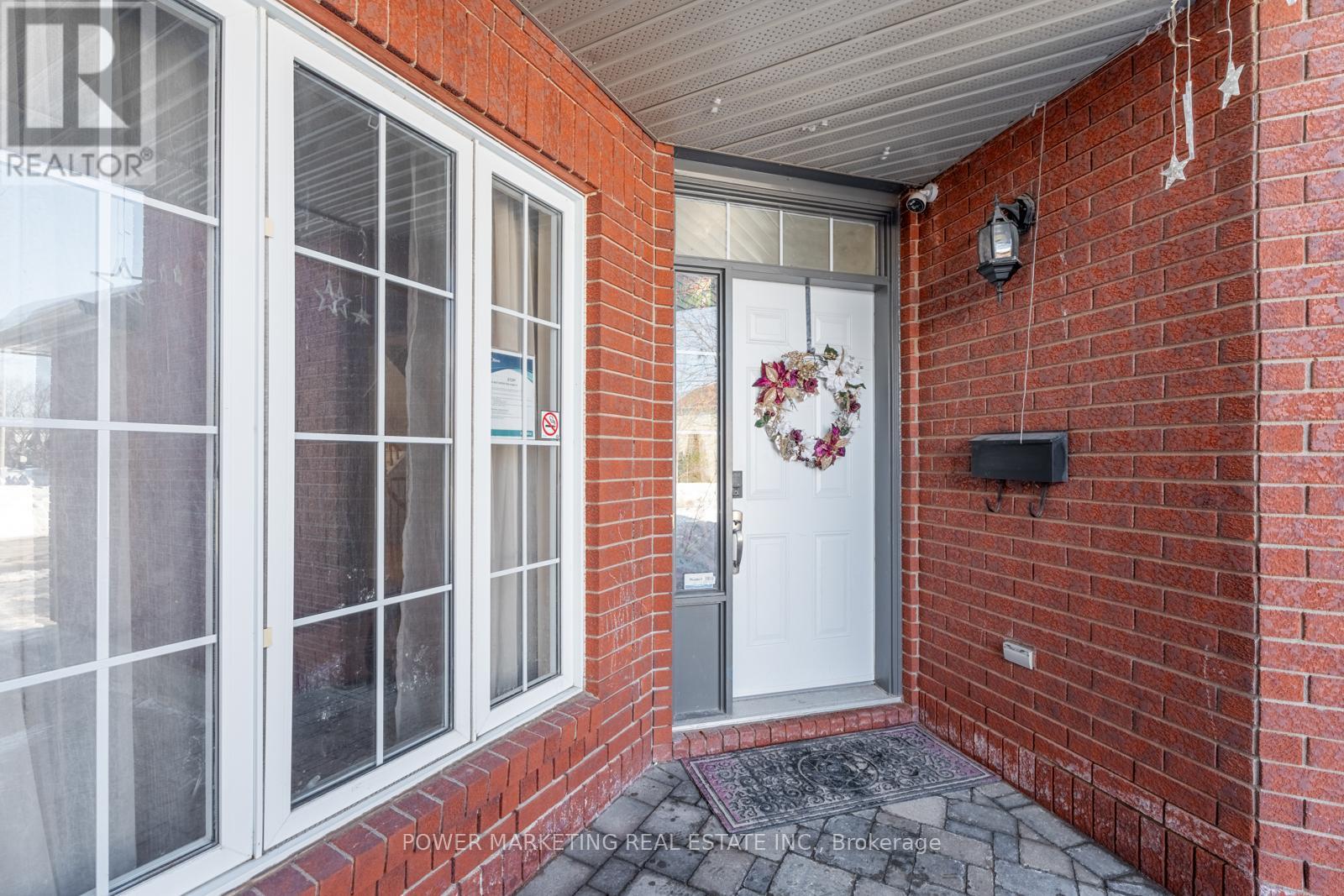 Property at 143 BOREALIS CRESCENT image 4