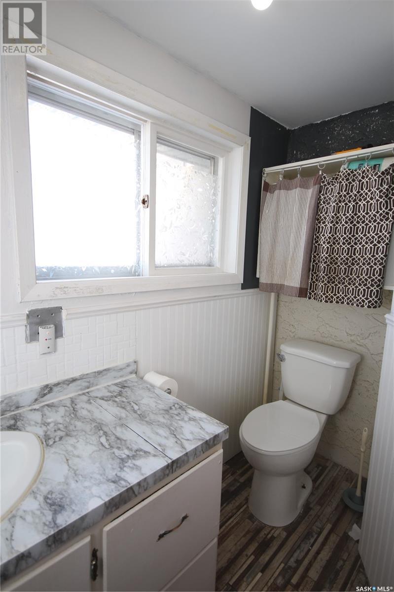 312 32nd Street, Battleford, Saskatchewan  S0M 0E0 - Photo 9 - SK996461