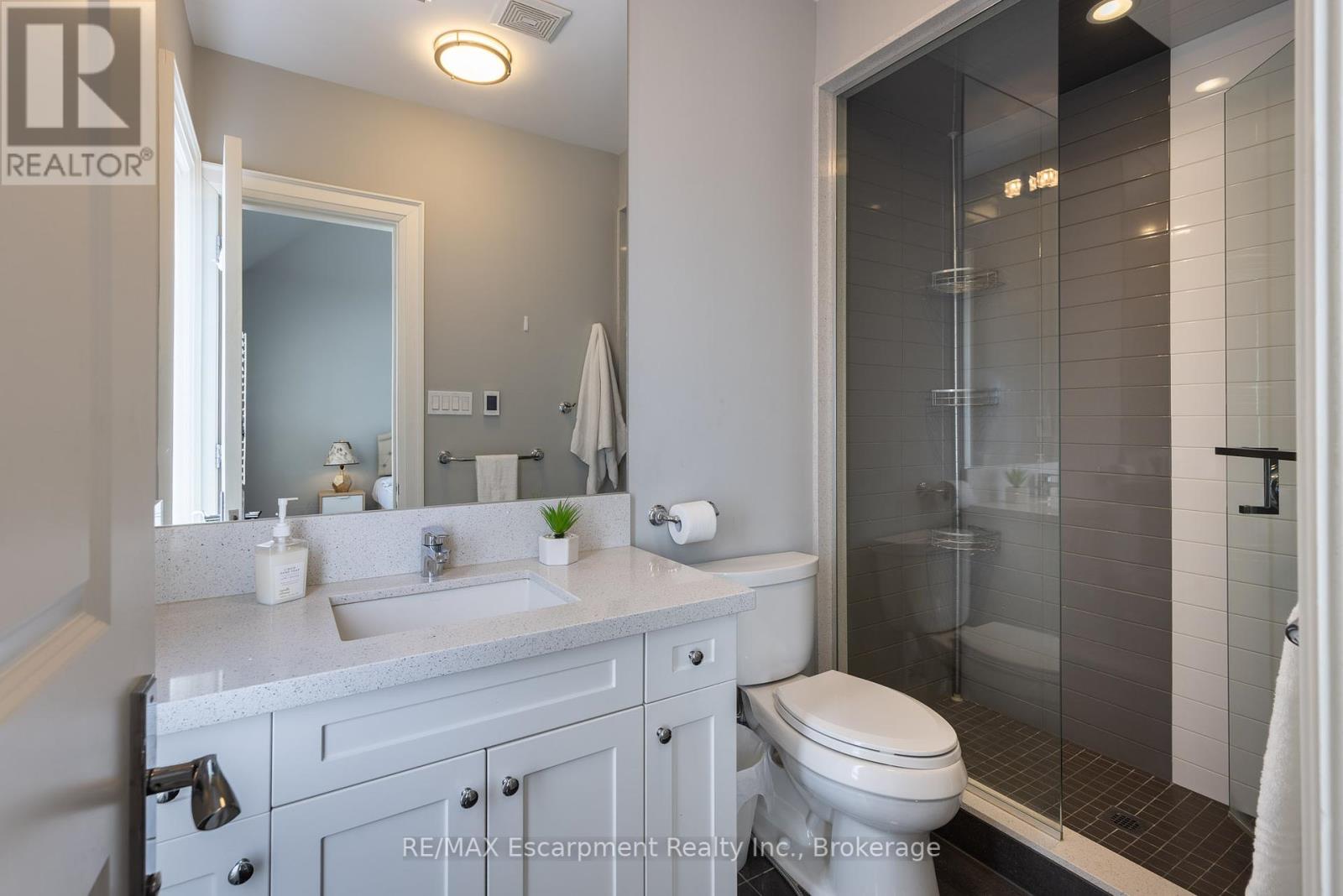 21 Lambert Common, Oakville, Ontario  L6K 0H6 - Photo 31 - W12127161