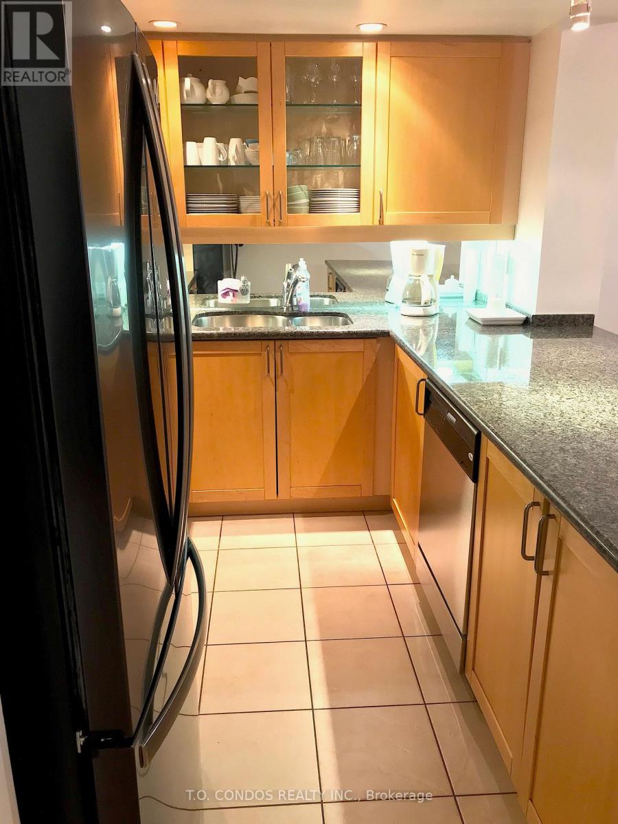 710 - 140 Simcoe Street, Toronto, Ontario  M5H 4E9 - Photo 10 - C12126956