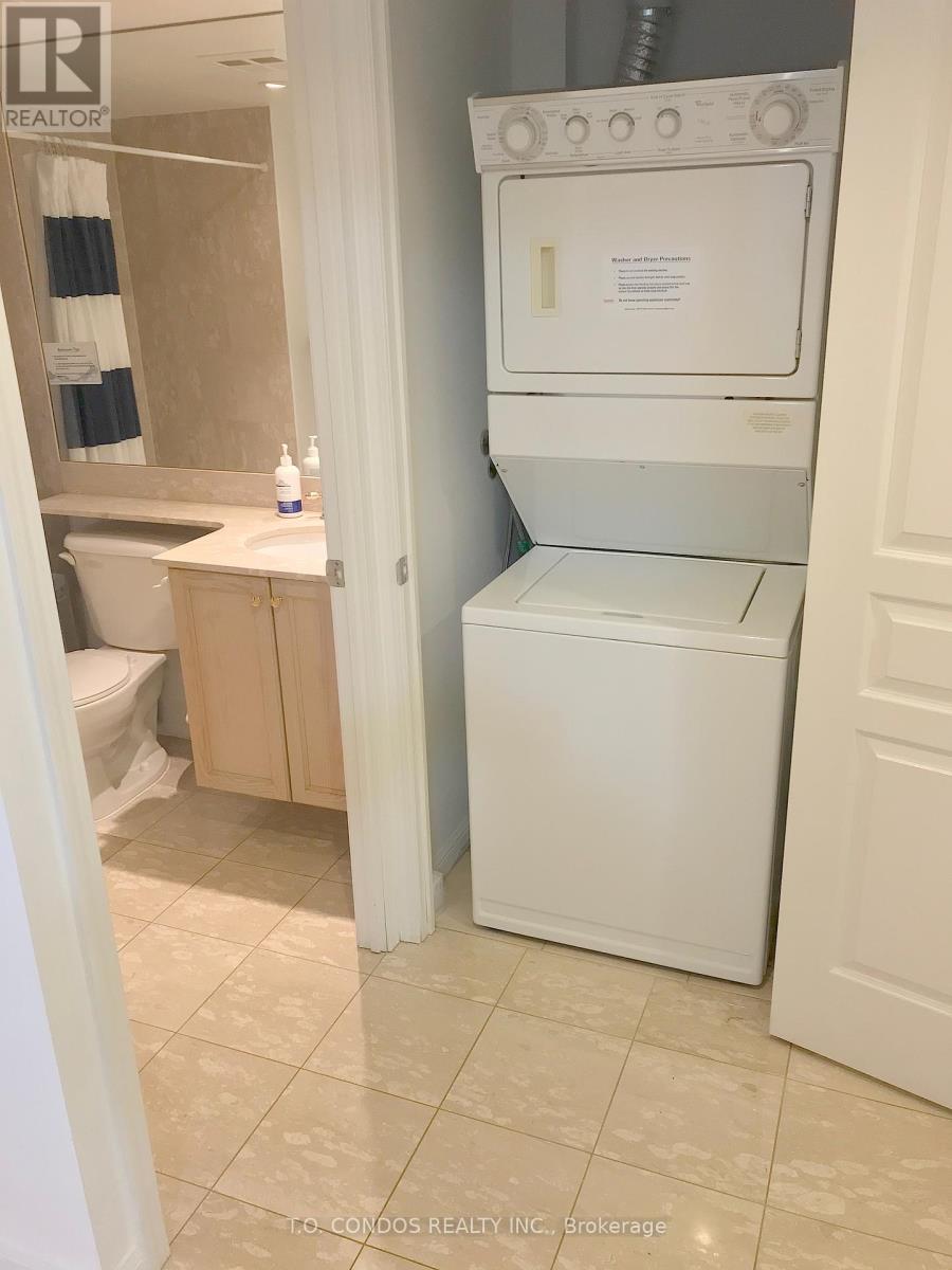 710 - 140 Simcoe Street, Toronto, Ontario  M5H 4E9 - Photo 7 - C12126956