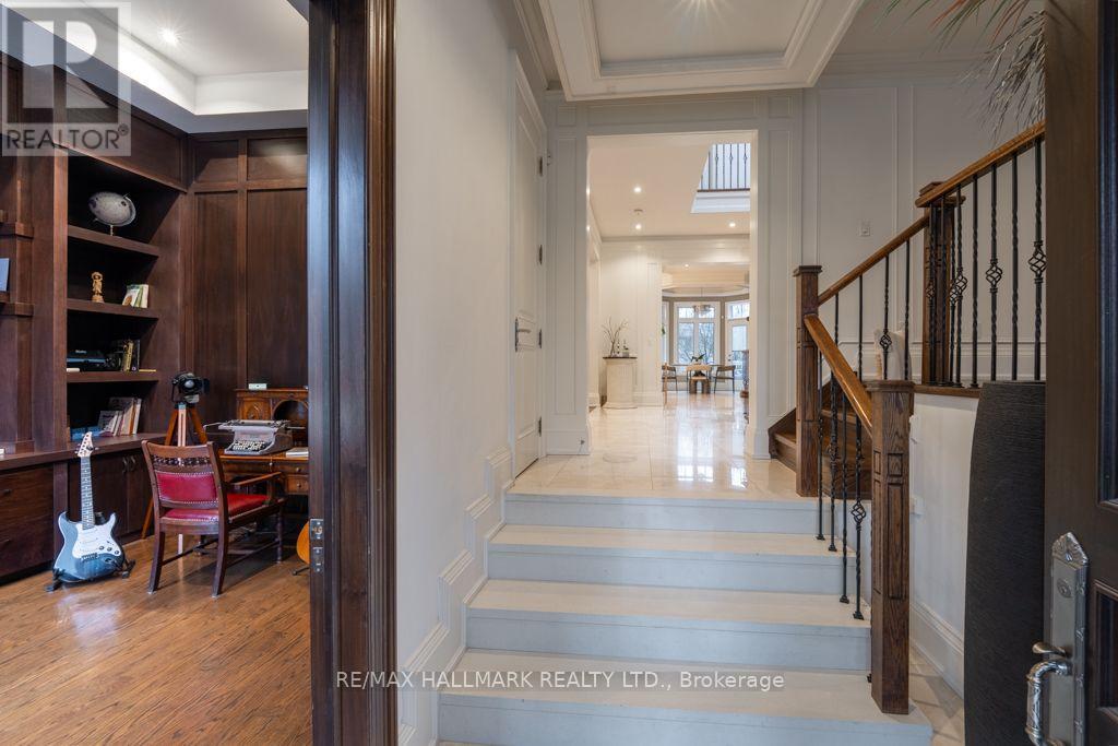 48 Hurlingham Crescent E, Toronto (Banbury-Don Mills), Ontario  M3B 2R1 - Photo 5 - C12126992