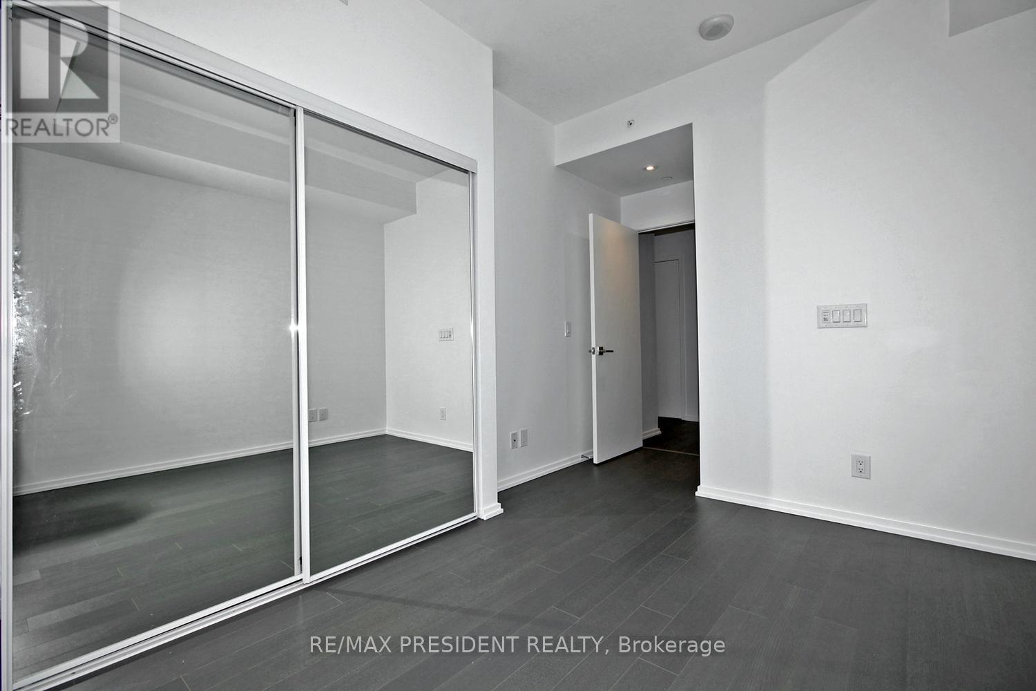 3206 - 70 Temperance Street, Toronto (Bay Street Corridor), Ontario  M5H 4E8 - Photo 11 - C12127004